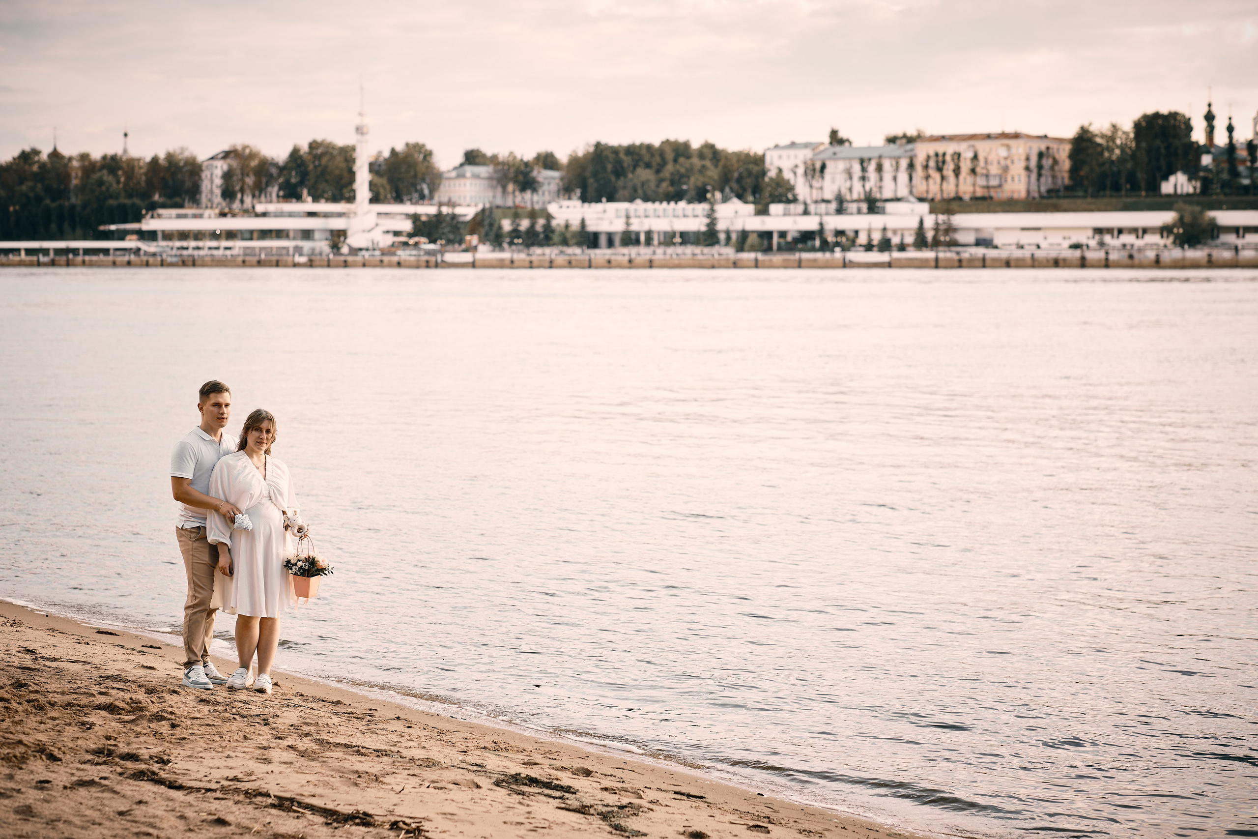 Прогулка по берегу Волги. Семейный и детский фотограф в Ярославле Юлия Галашина