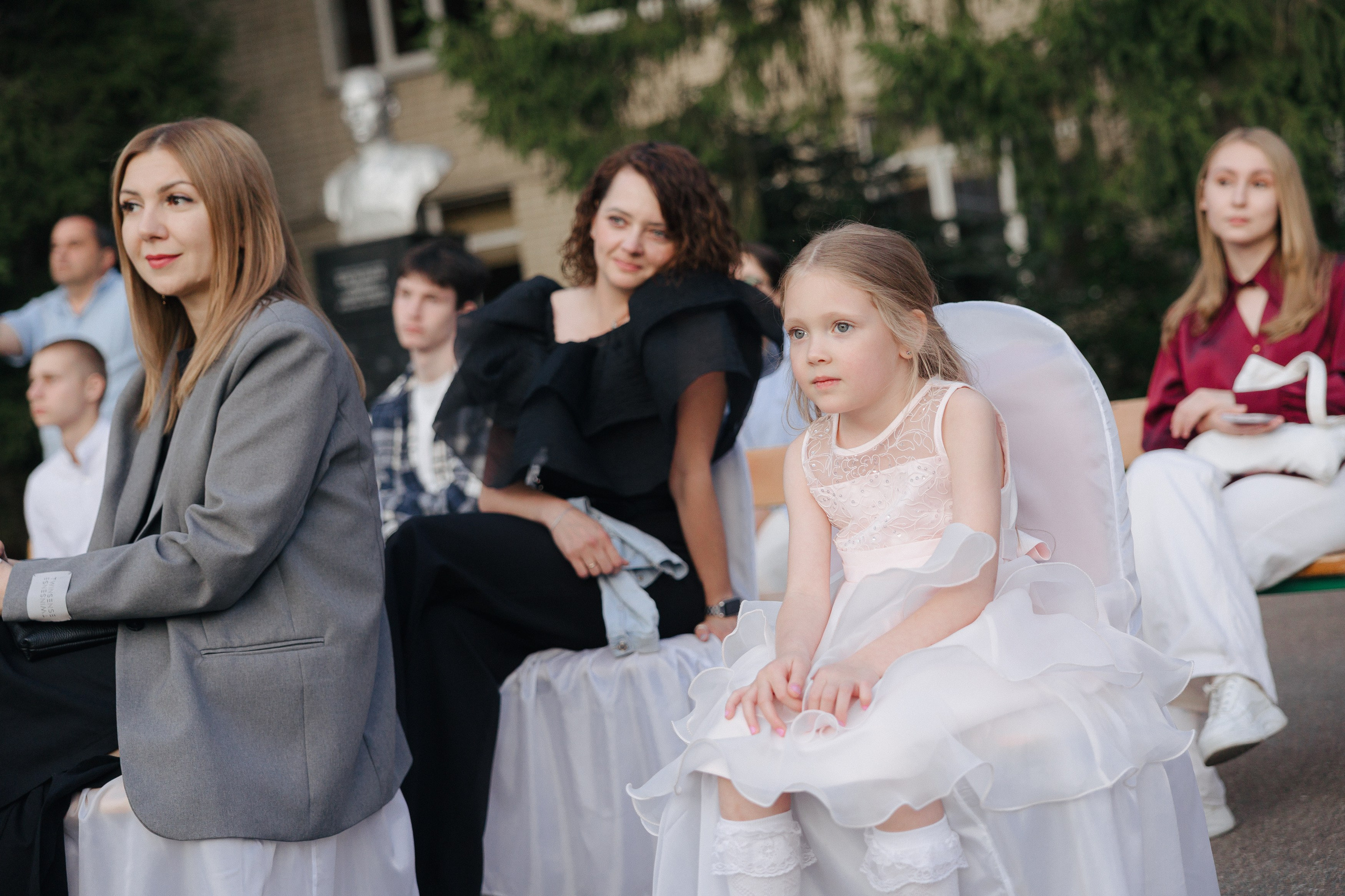 Вручение аттестатов. Свадебный фотограф Роман Еремеев