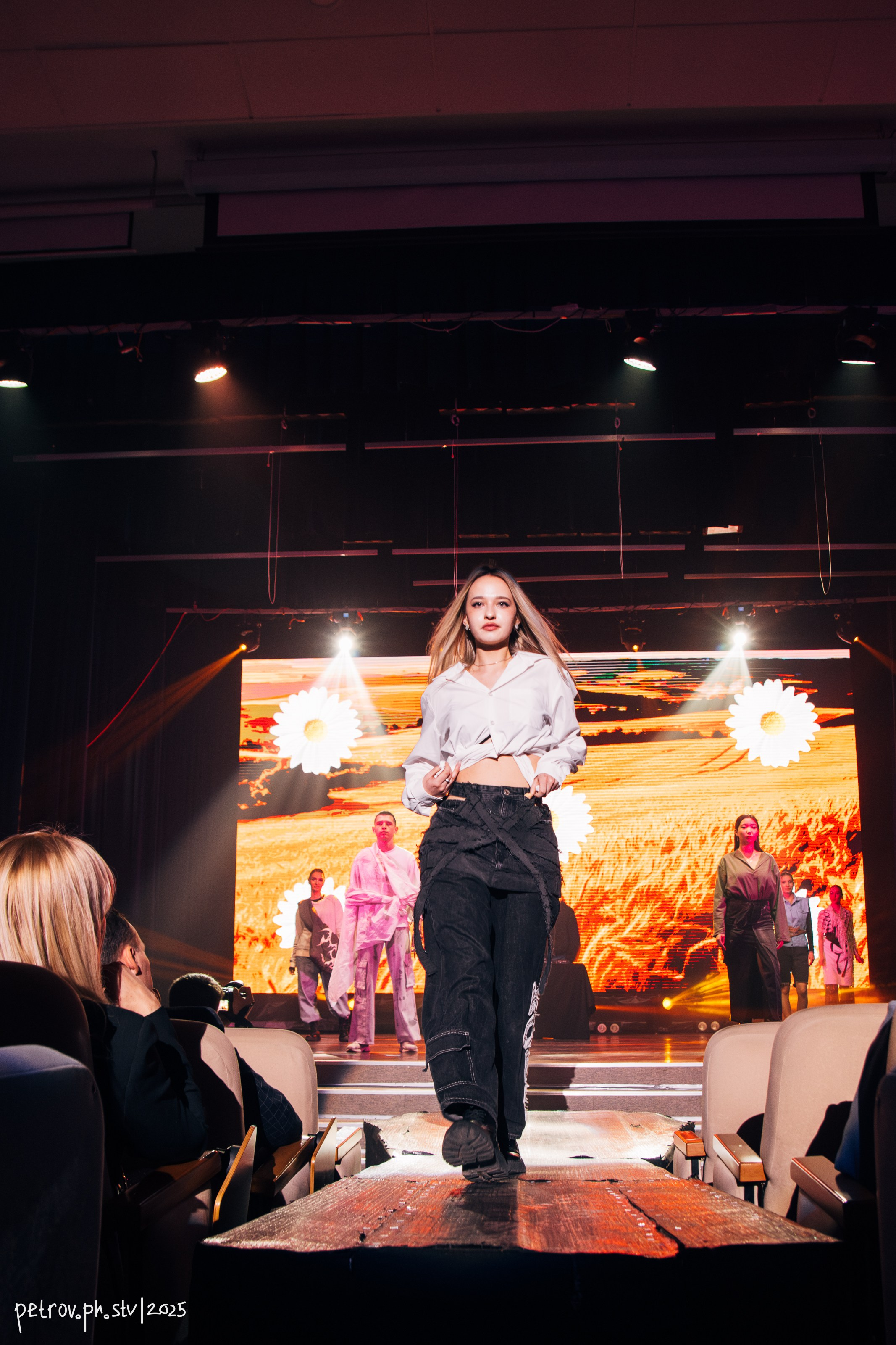 Концерт «Студенческая весна» 2025. Репортажный фотограф в Ставрополе