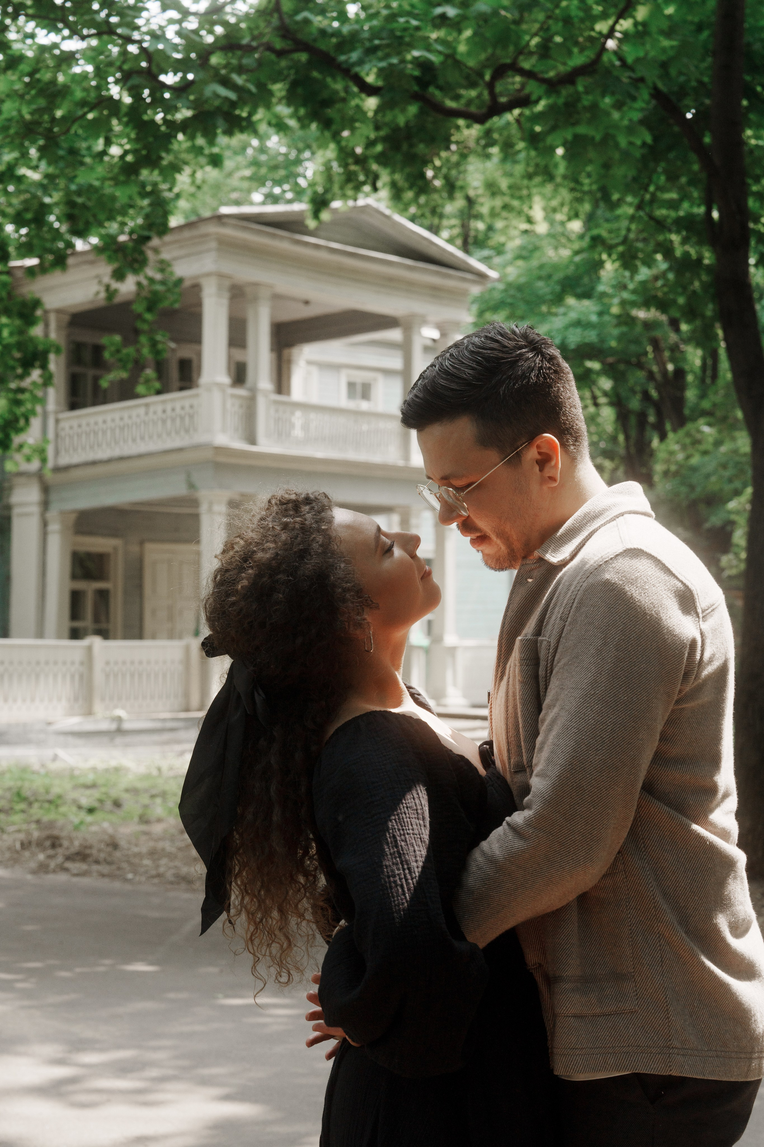 Love Story Олега и Майи в Московском парке. Саша Потапкин Фотограф. Сочи, Екатеринбург, Москва