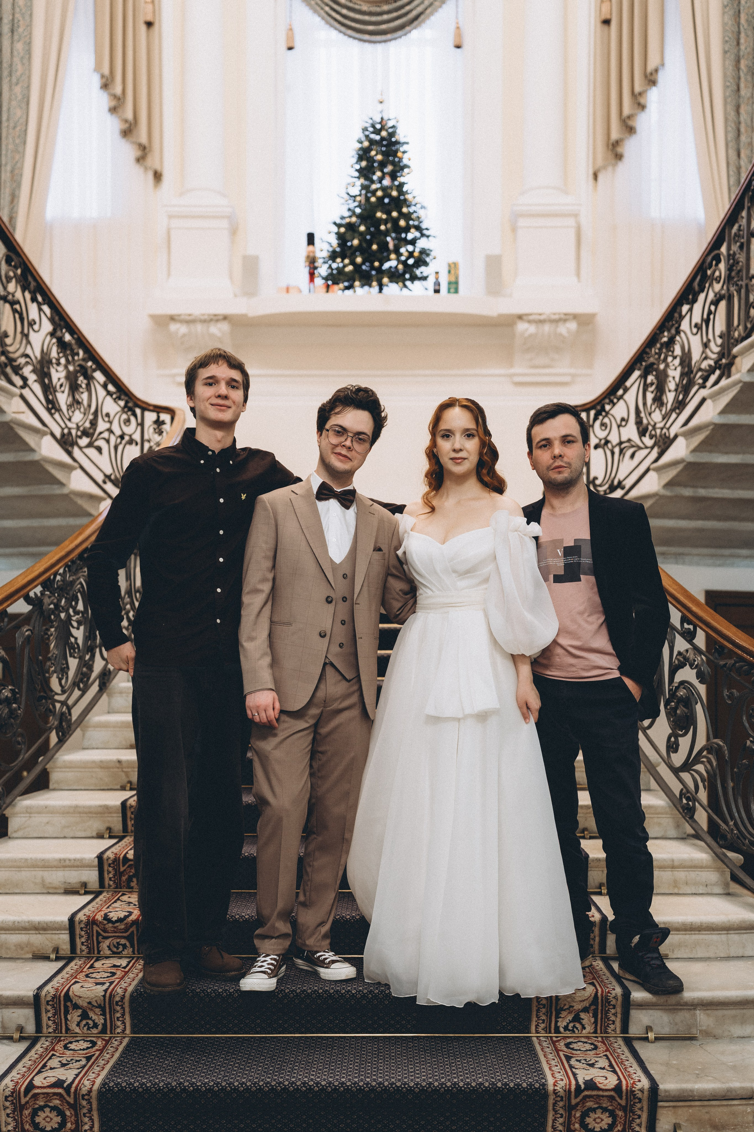 СВАДЕБНАЯ СЬЕМКА ВО ВТОРОМ ДВОРЦЕ С ГОСТЯМИ И ПРОГУЛКА В ТАВРИЧЕСКОМ САДУ. Профессиональный фотограф, Санкт-Петербург — Виктория Богомолова