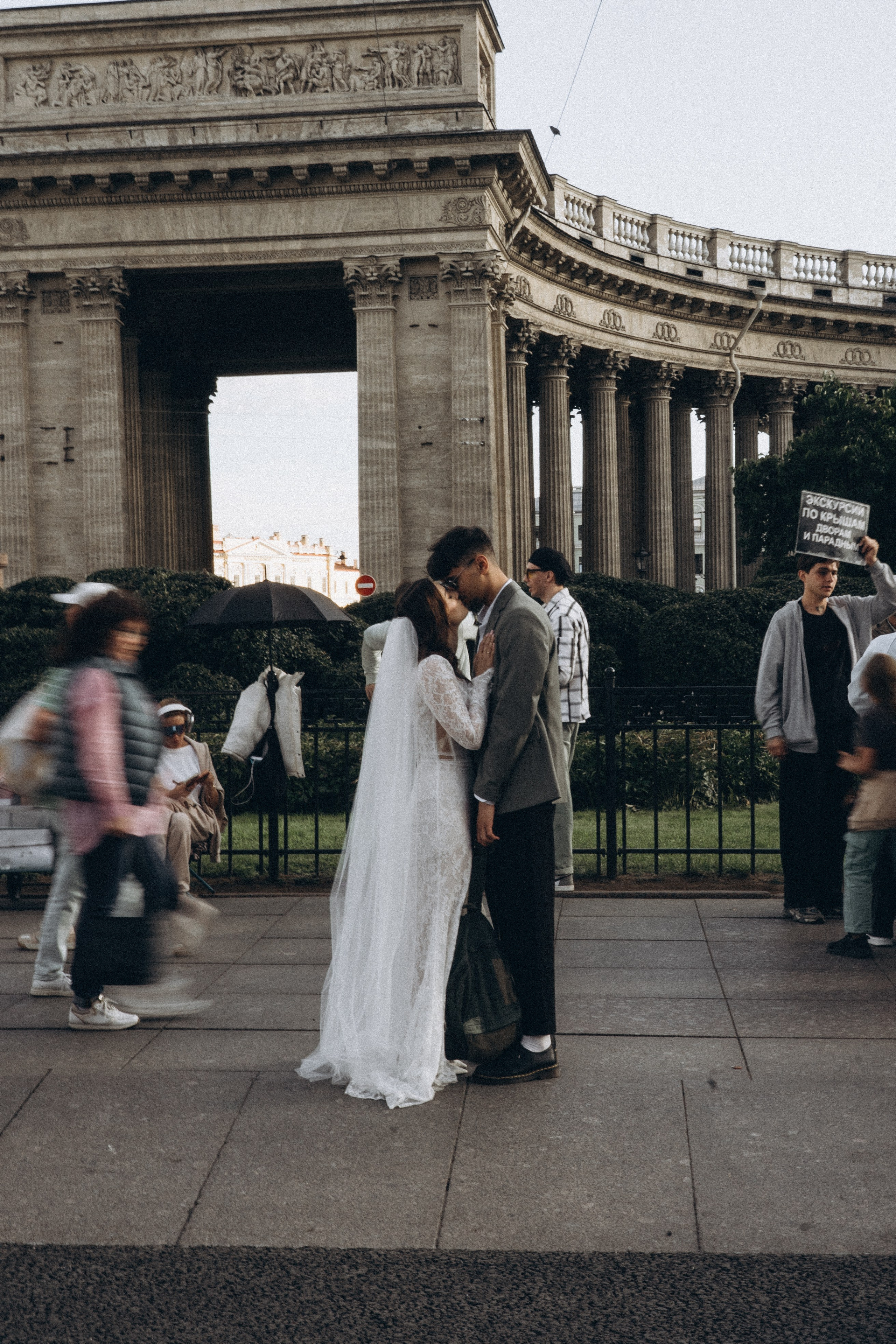 СВАДЕБНАЯ ПРОГУЛКА ВОЗЕ ИСАИКЕВСКОГО СОБОРА АСТОРИИ И ЗАКОНОДАЛЕТНОГО СОБРАНИЯ. Профессиональный фотограф, Санкт-Петербург — Виктория Богомолова