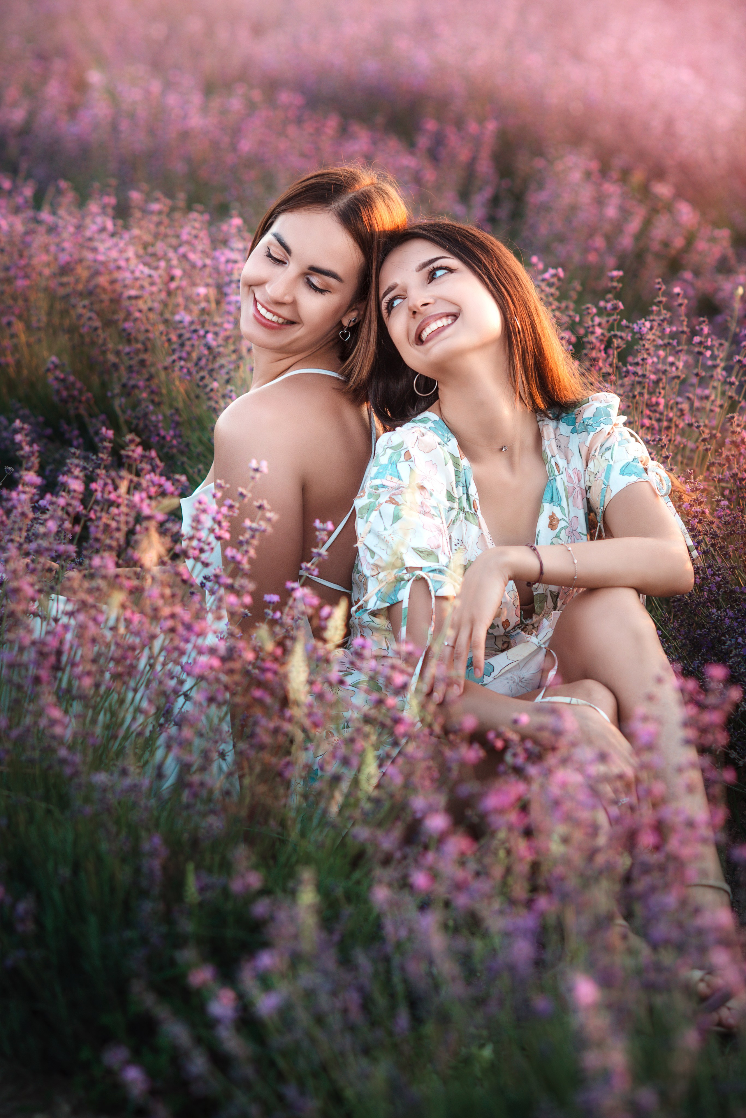 Фотосессия в лавандовом поле. Прогулочная фотосессия в Крыму. Фотограф в Симферополе Ольга Топоривская. Красивые места для фотосессий в Крыму.