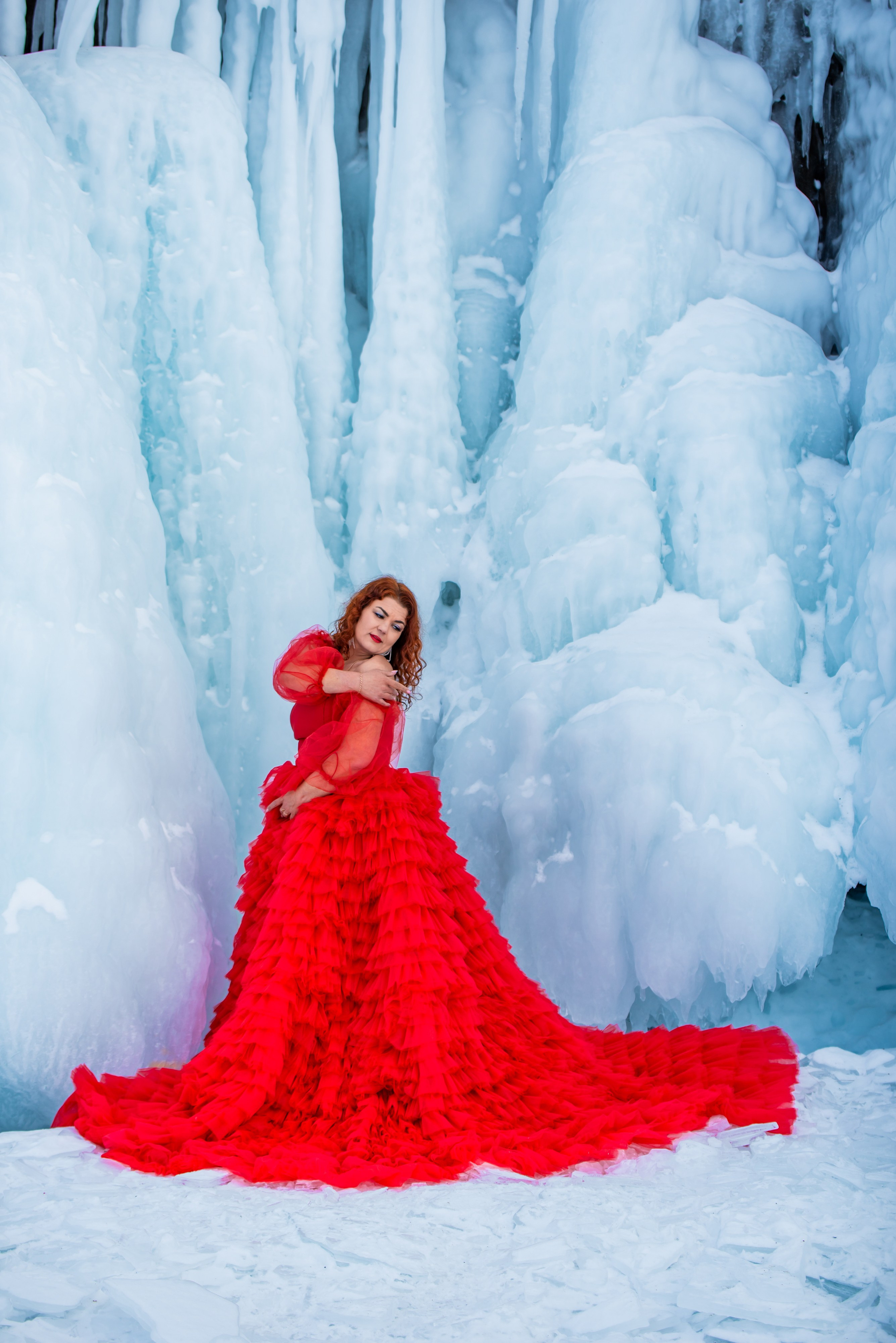 Юбка каскад фатиновая со шлейфом (оверсайз). Туры на Байкал с фотографом под ключ. Фотосессии на Ольхоне