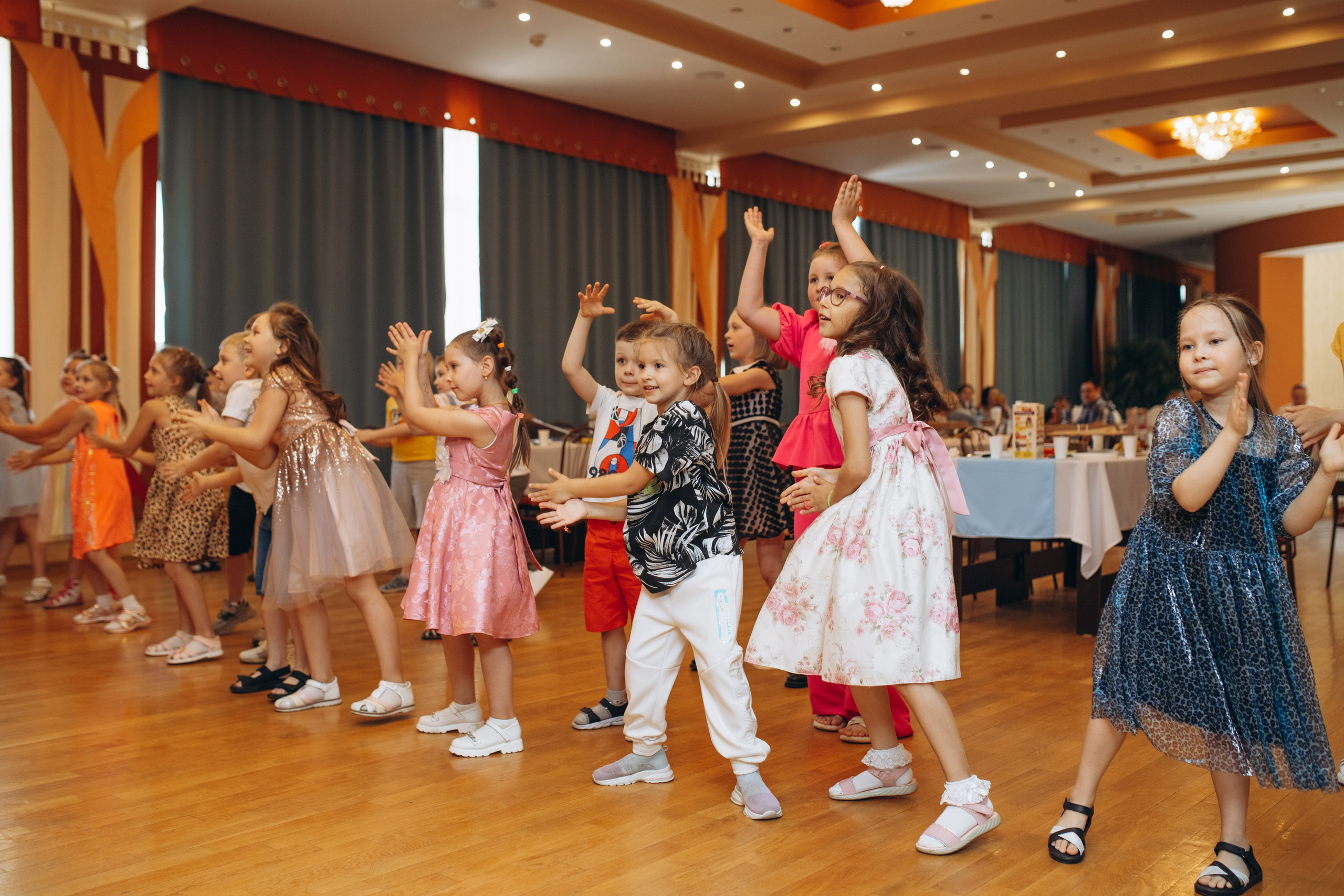 Выпускной в КЦ Рублёво. Фотограф Людмила Оюн