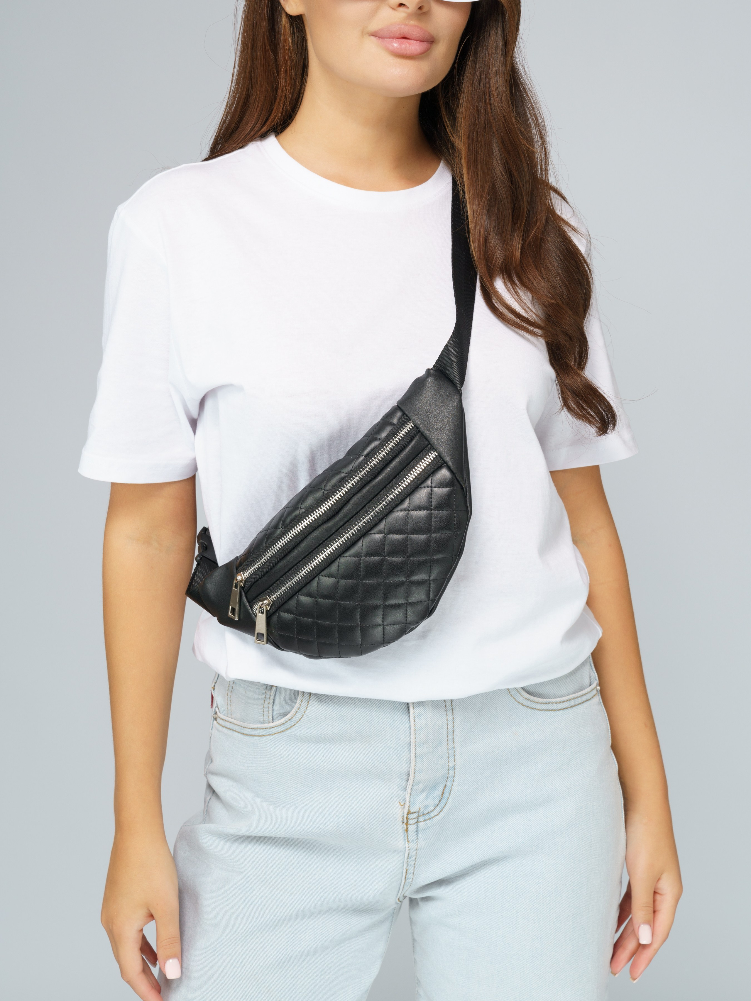 Сумки поясные, модель Юлия. KED Production — продакшн из СПб. Создаём фото, видео и контент, который помогает брендам и селлерам продавать больше