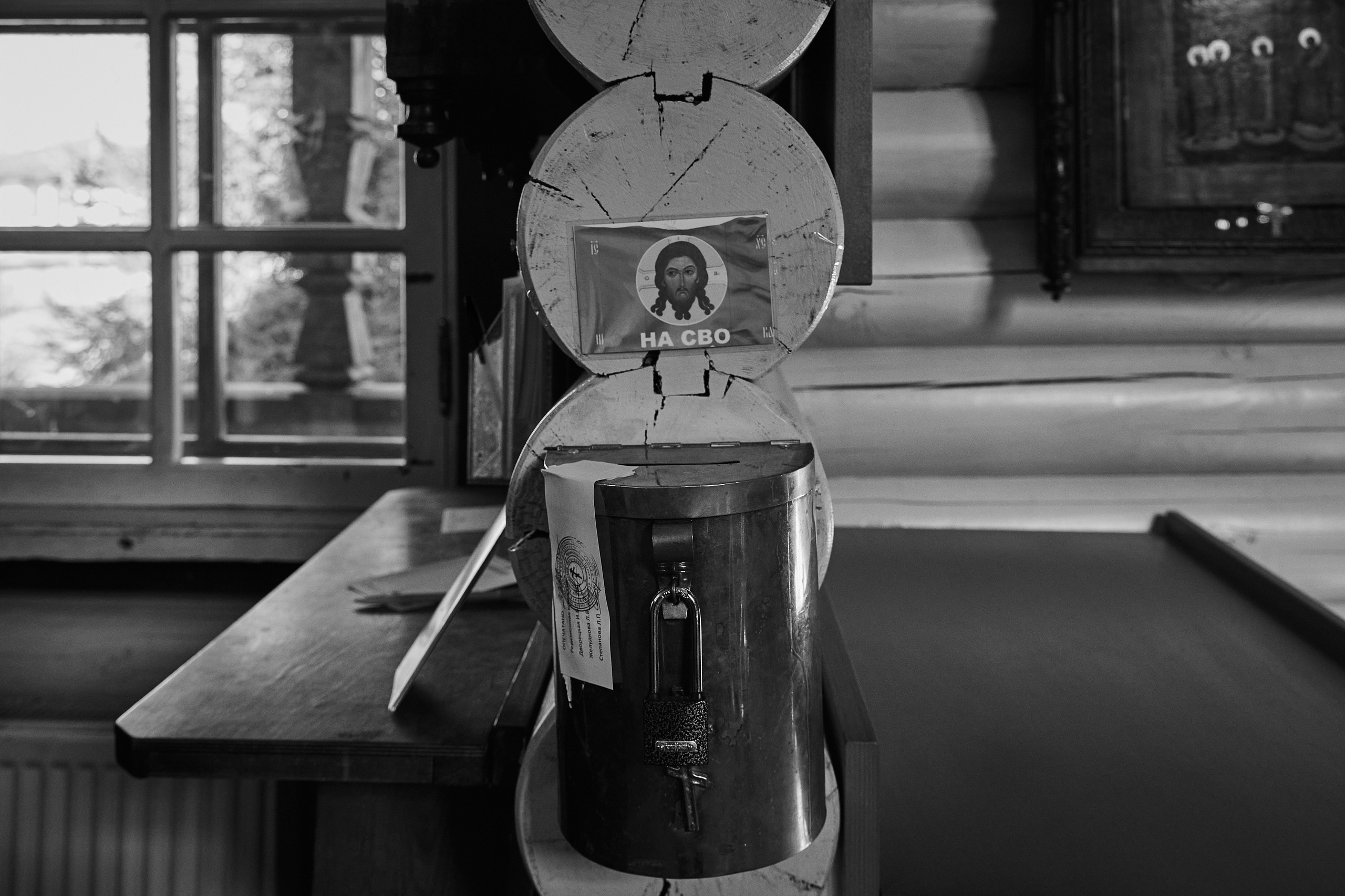 Храм во имя святого праведного Иоанна Кронштадтского. Репортажный и портретный фотограф в Санкт-Петербурге Филипп Линзин