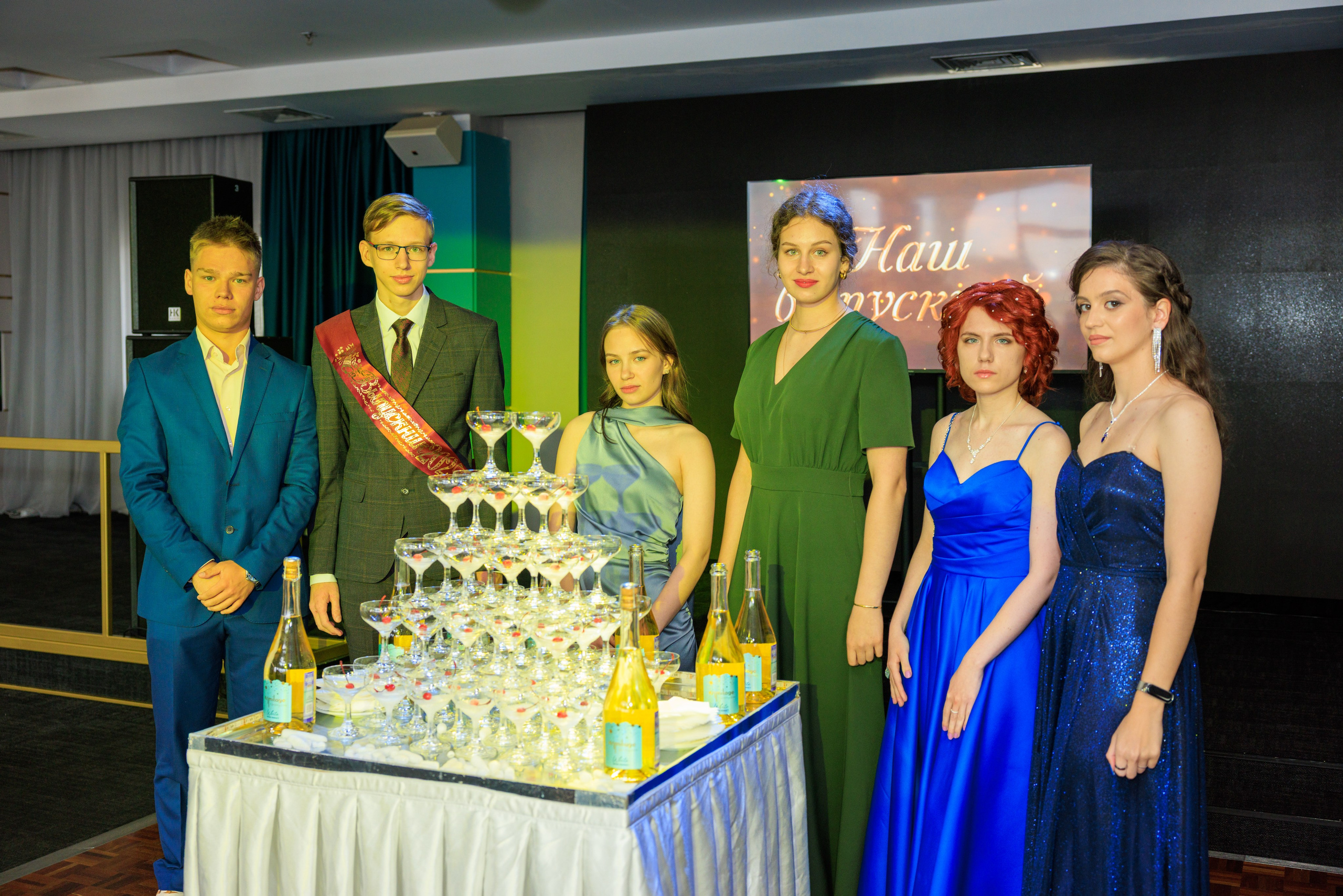 Выпускной лицея 244. Фотограф Александр Заломаев