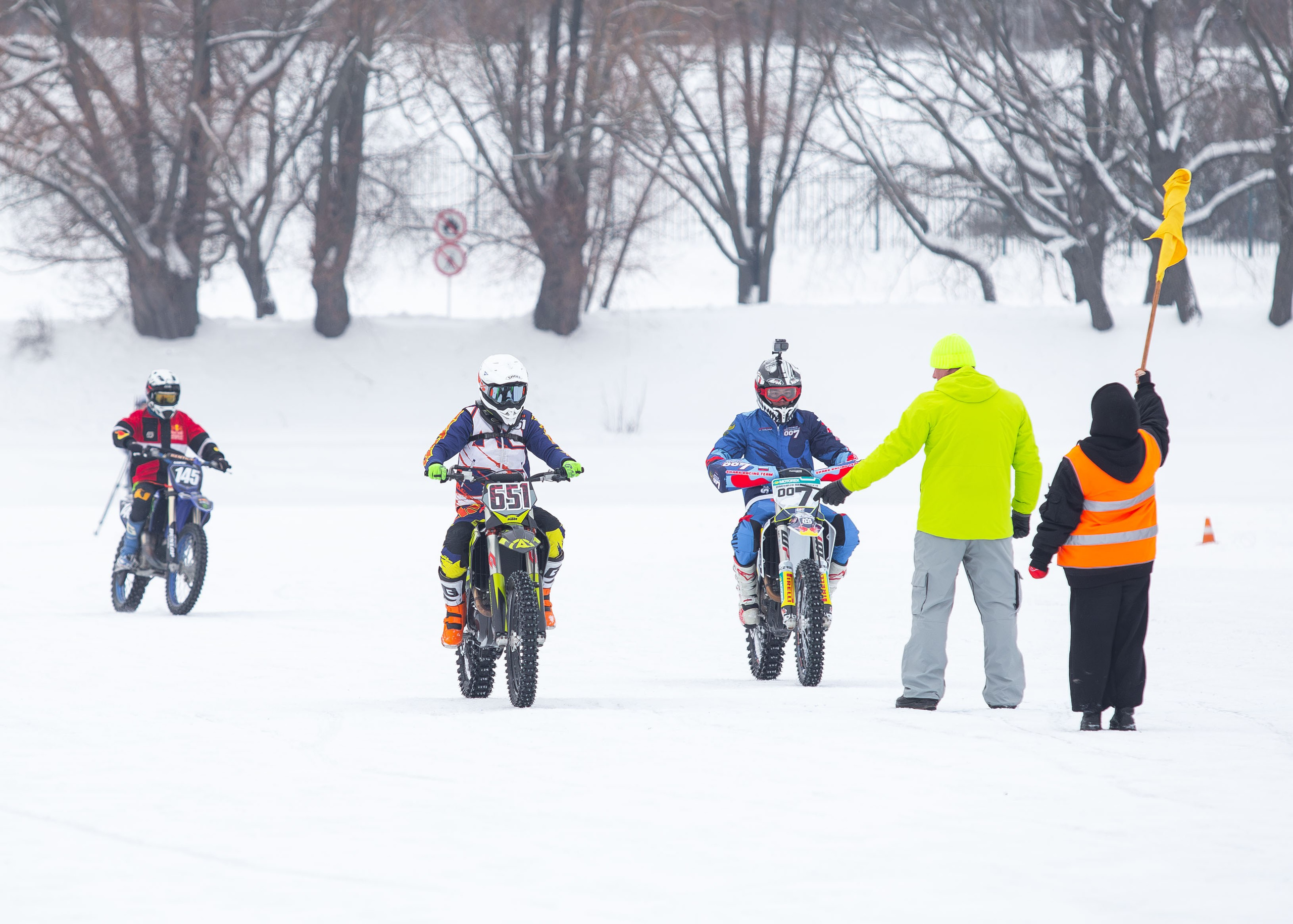 Всероссийские соревнования и Кубок МФР по мотокроссу на льду 1 этап Серии MX-Speedway 2026. Репортажный фотограф в Москве