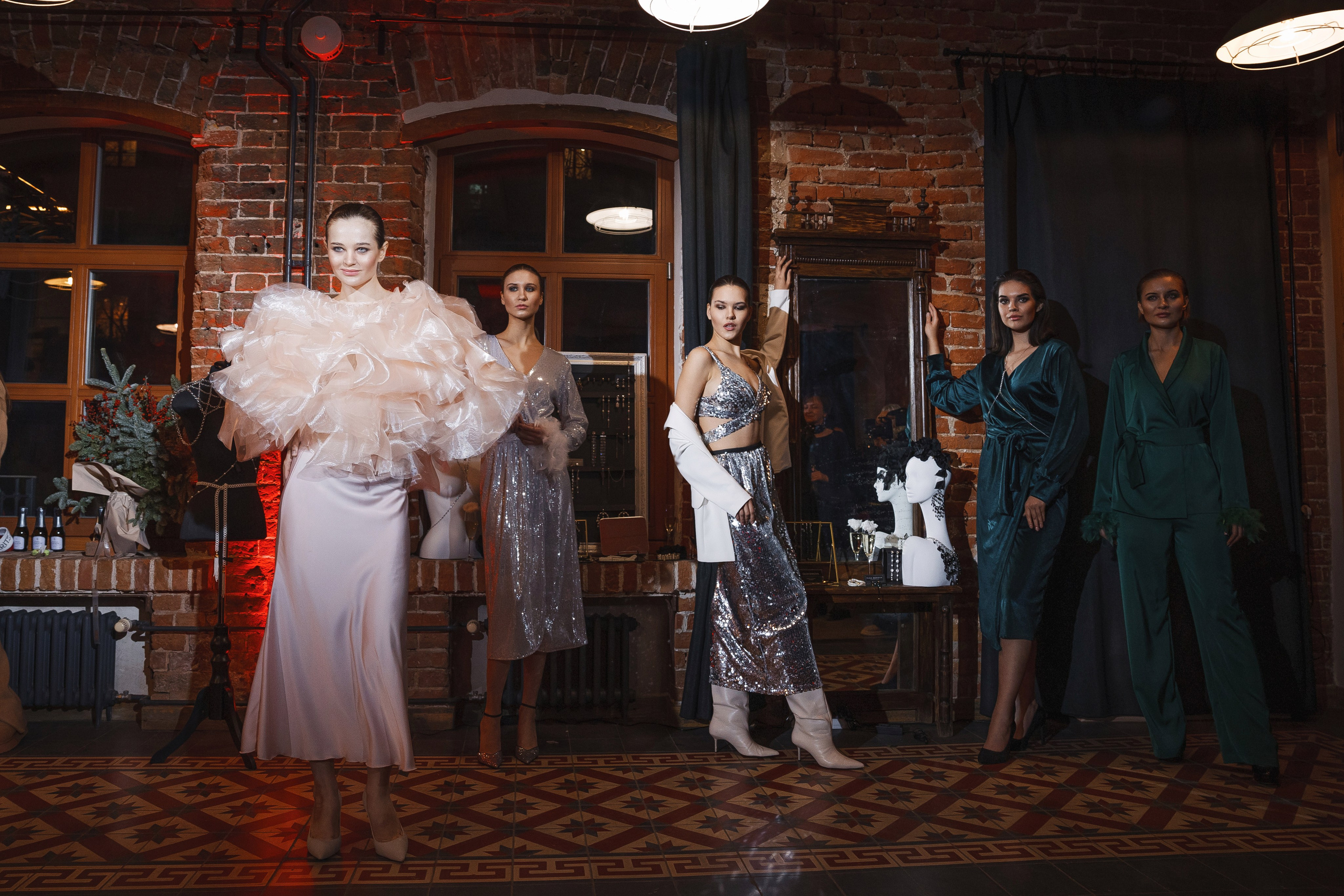 Natali Emelyanenkova Project. Свадебный и репортажный фотограф в Волгограде Антон Сидоренко