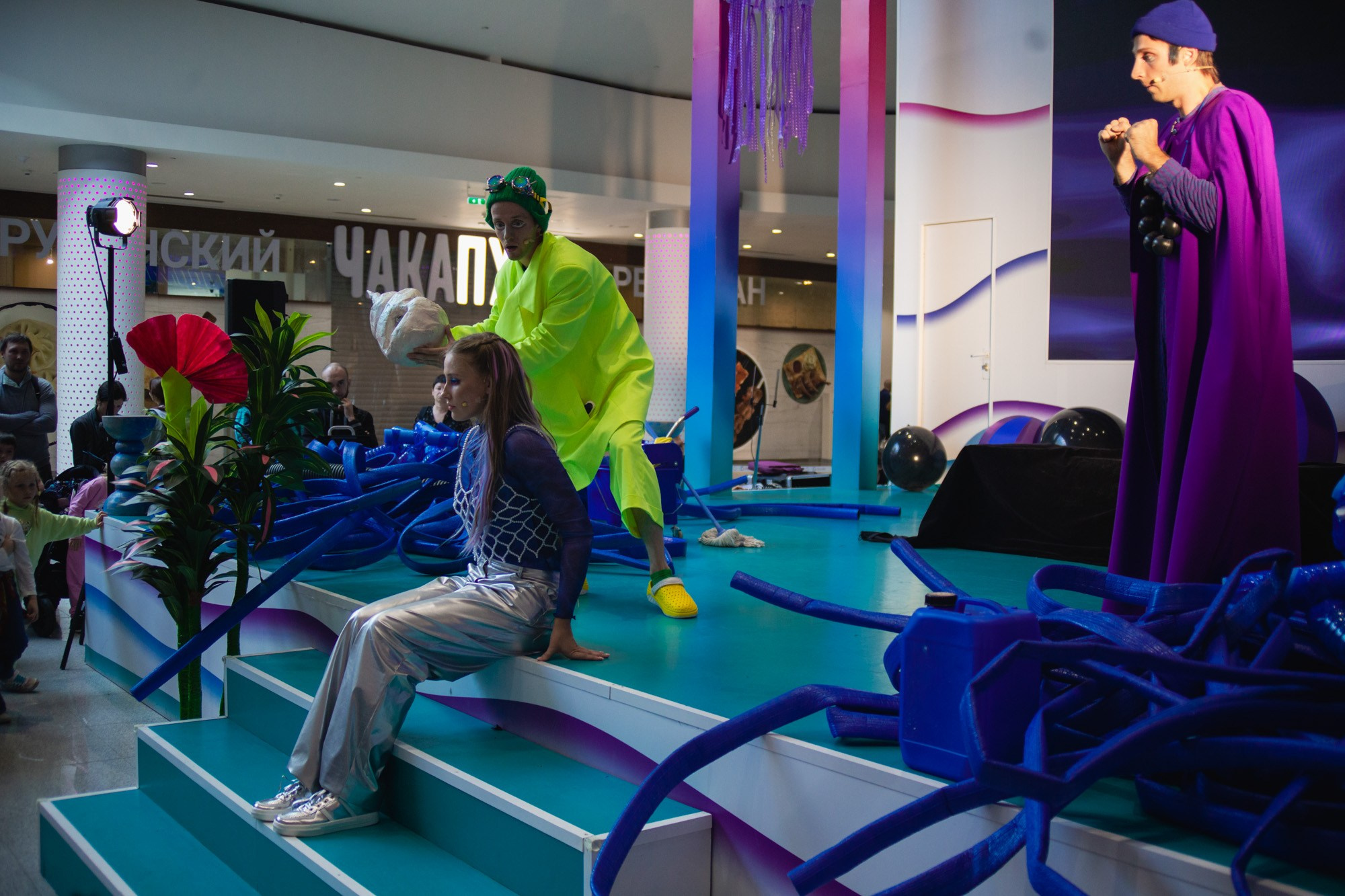 Сказка в ТЦ Океания. Репортажный и концертный фотограф в Москве Анастасия Осень