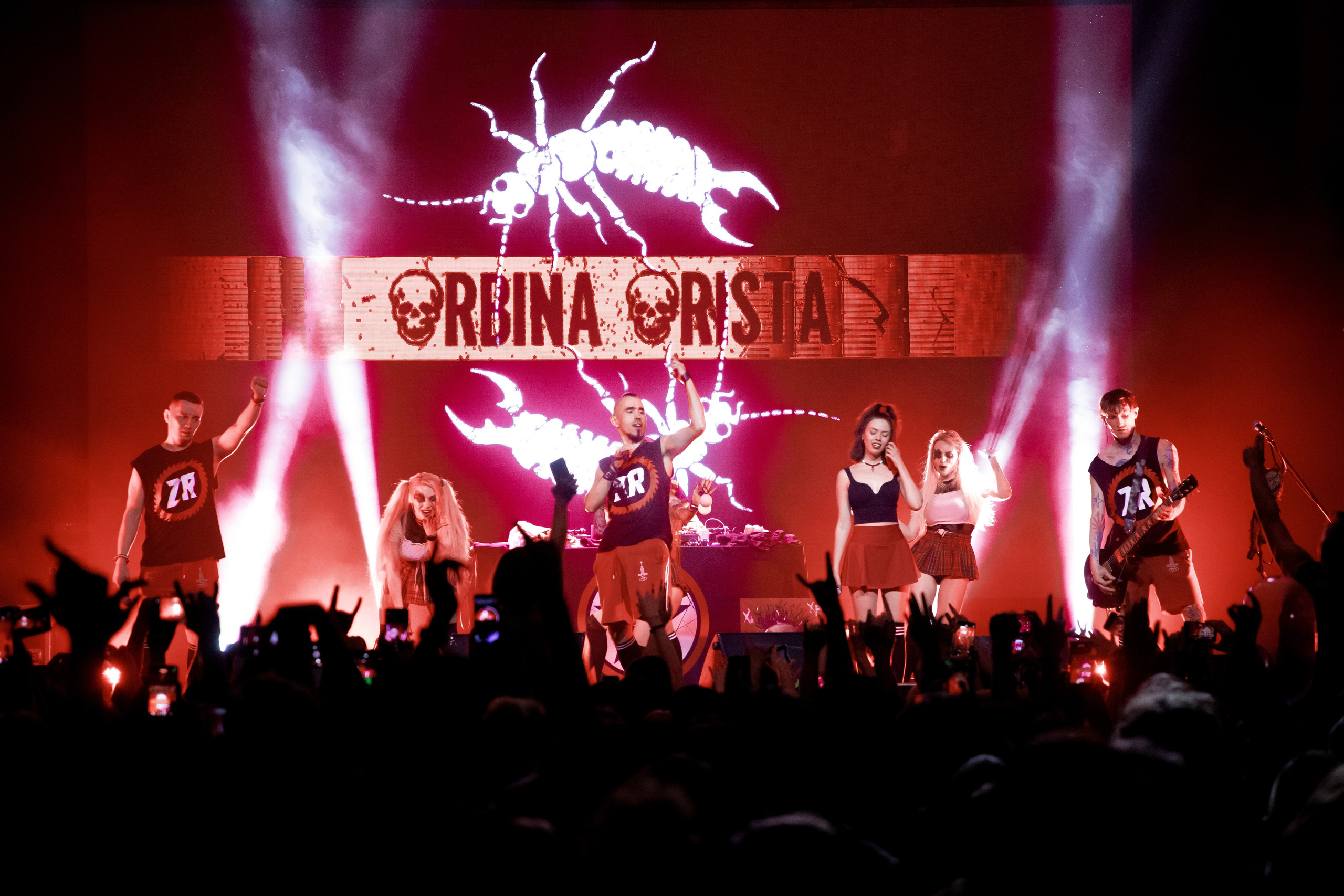 2r2r (2024). Фотограф Алексей Шуля — портфолио