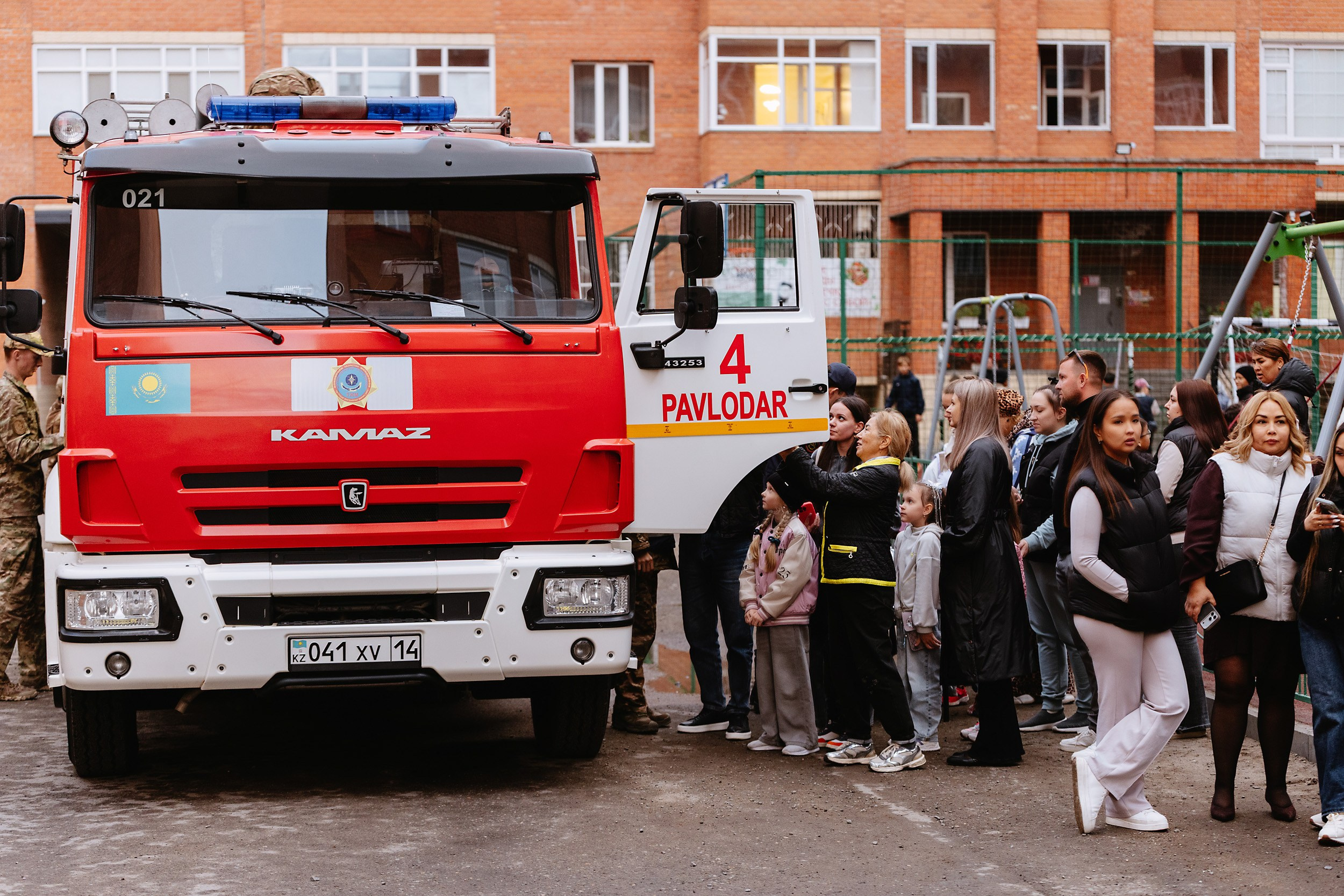 School Фест в Красоте. Кипятком Павлодар