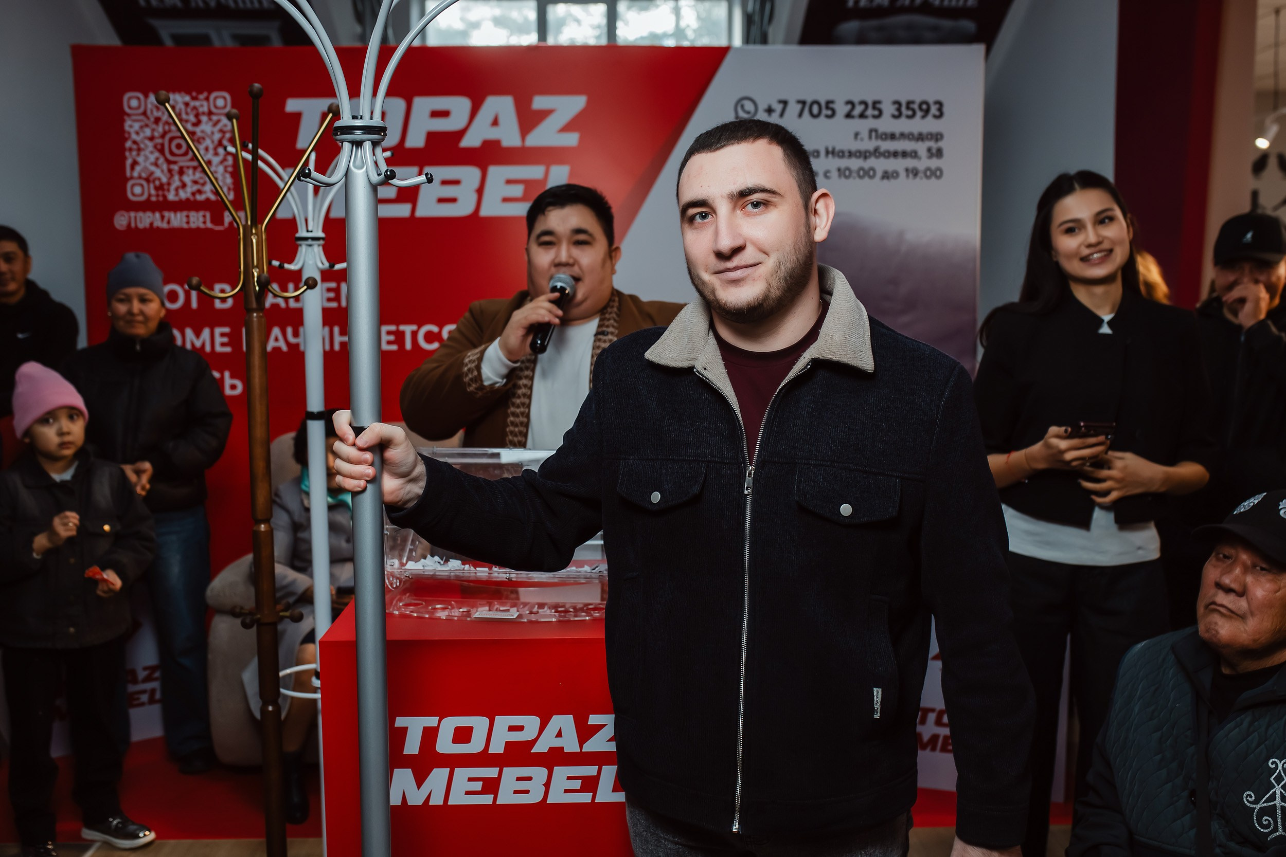 Открытие Мебельного Магазина Топаз. Кипятком Павлодар