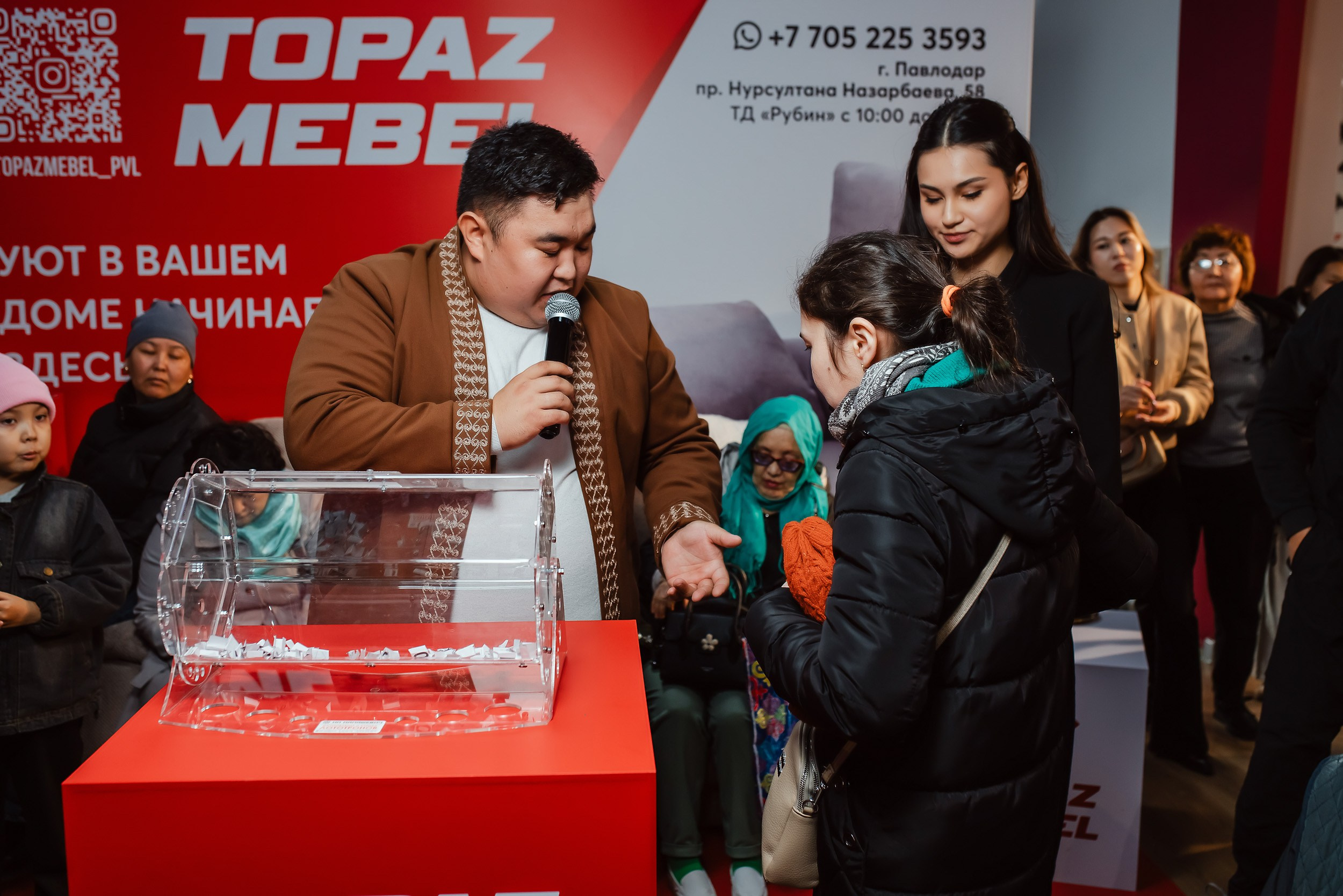 Открытие Мебельного Магазина Топаз. Кипятком Павлодар