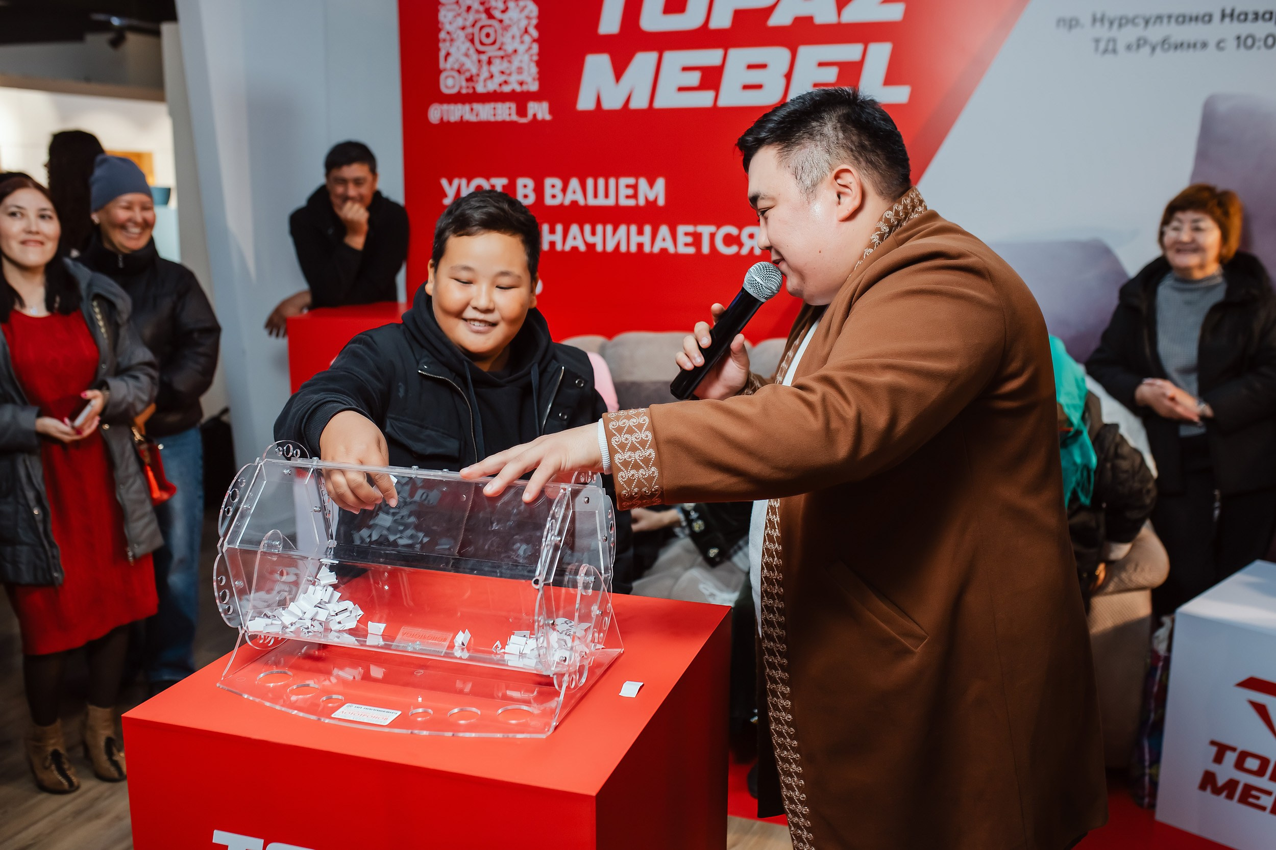Открытие Мебельного Магазина Топаз. Кипятком Павлодар