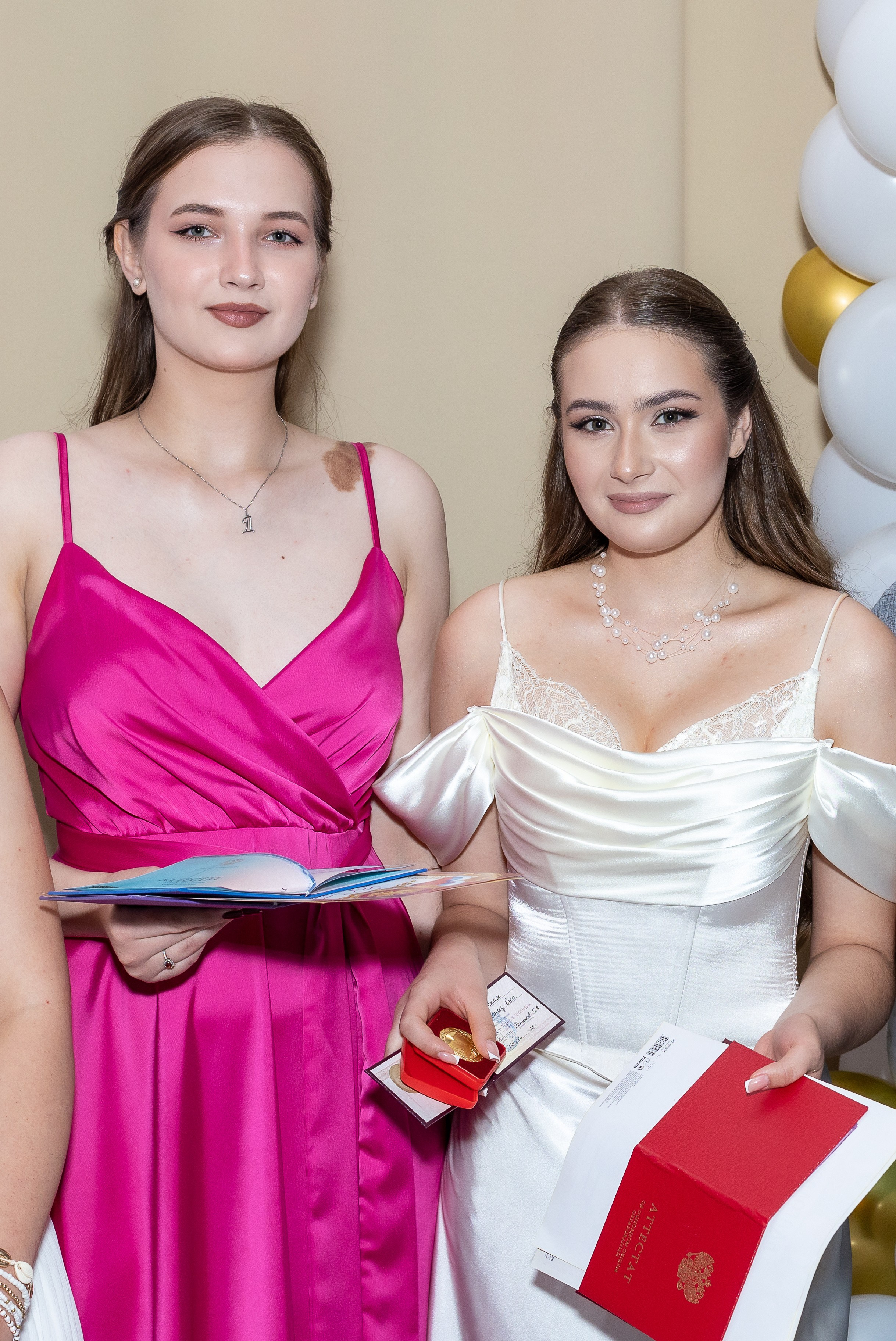 Вручение аттестата 2025. Выпускные альбомы Майкоп, Краснодар Елена Золотарева