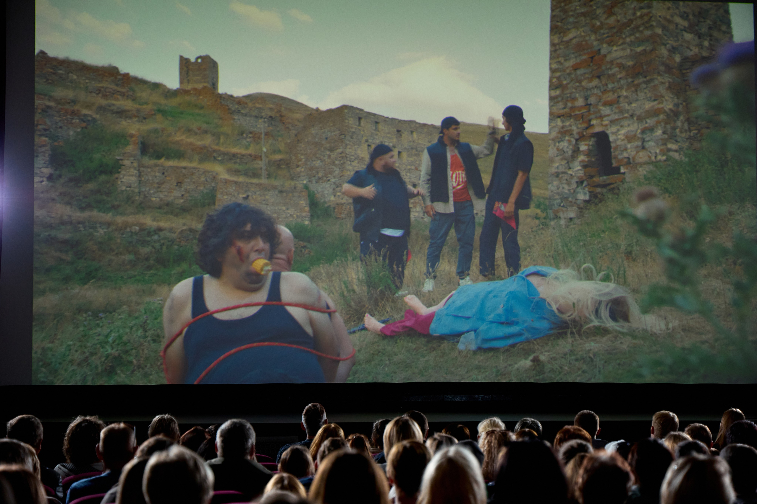 Кинопоказ, дима красилов, киностудия горького. Свадебный репортажный и фуд фотограф в Барнауле Гайфулин Виталий