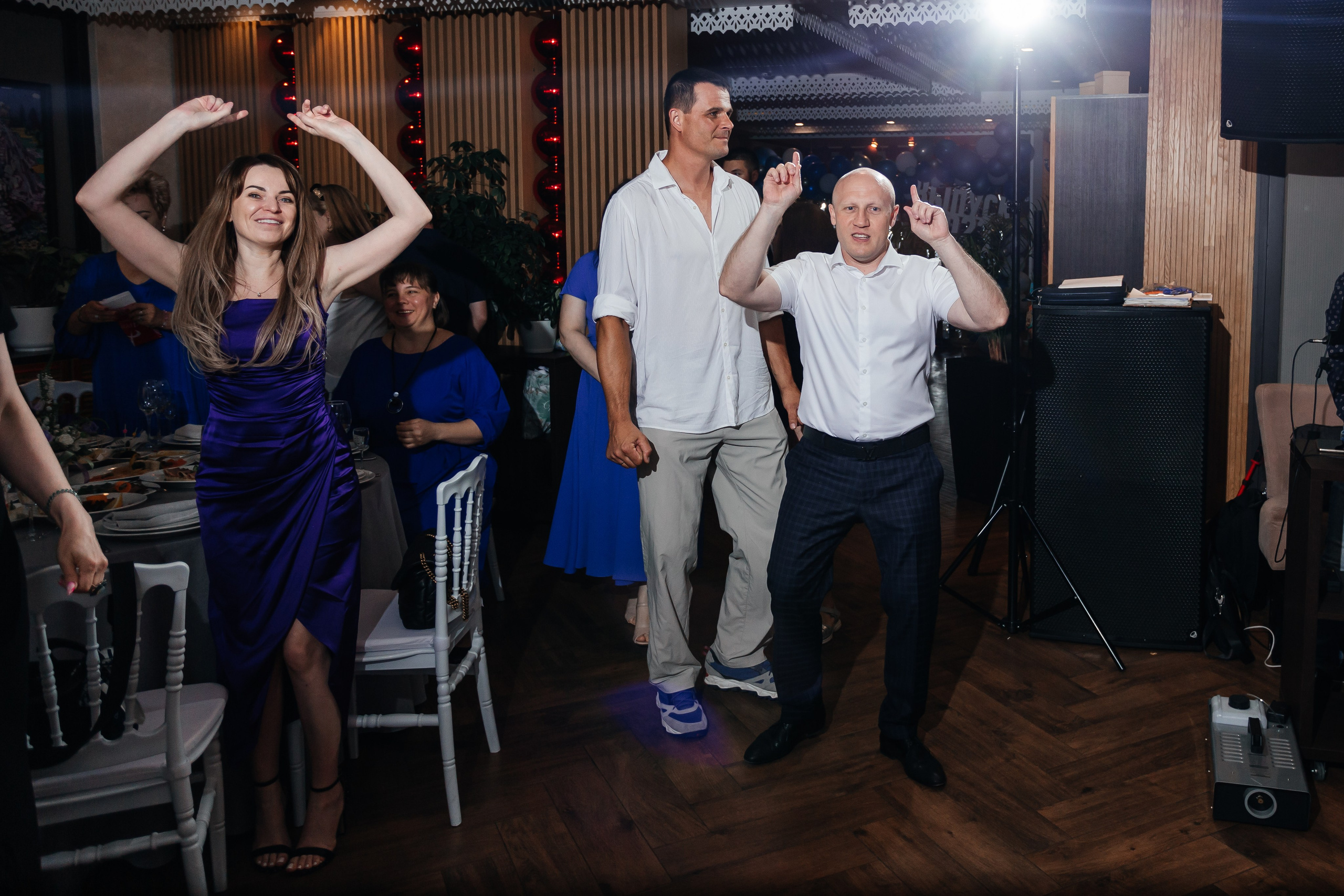 Выпускной 11 «А». Школа № 42. Свадебный фотограф в Краснодаре Николай Крауз