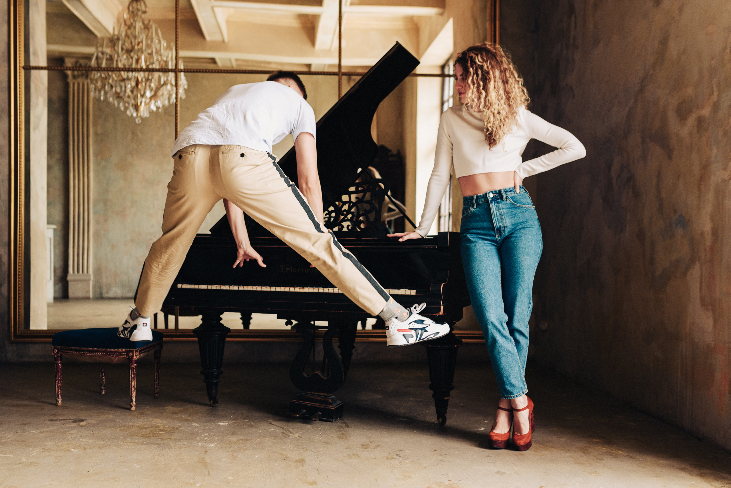 В ожидании чуда, фотосессия беременной девушки в студии. Свадебный фотограф в Спб Сергей Баланян