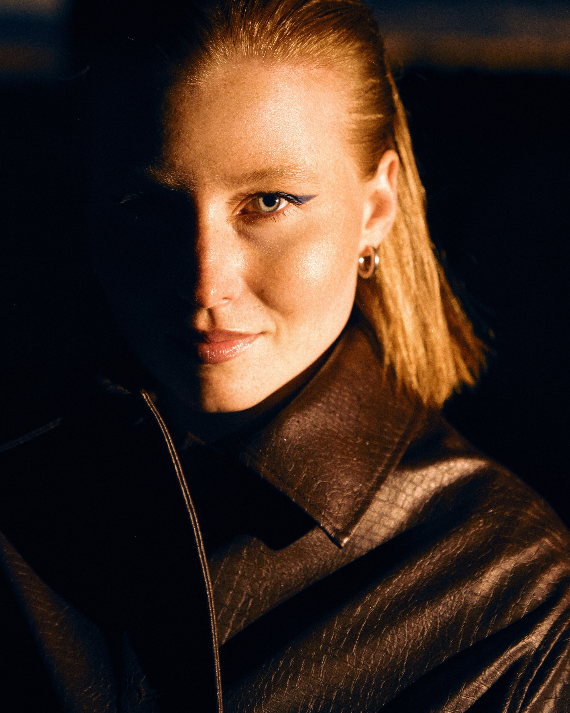 ЛЮБА DIRECTOR. ФОТОГРАФ В ЕКАТЕРИНБУРГЕ НАСТЯ MUSE