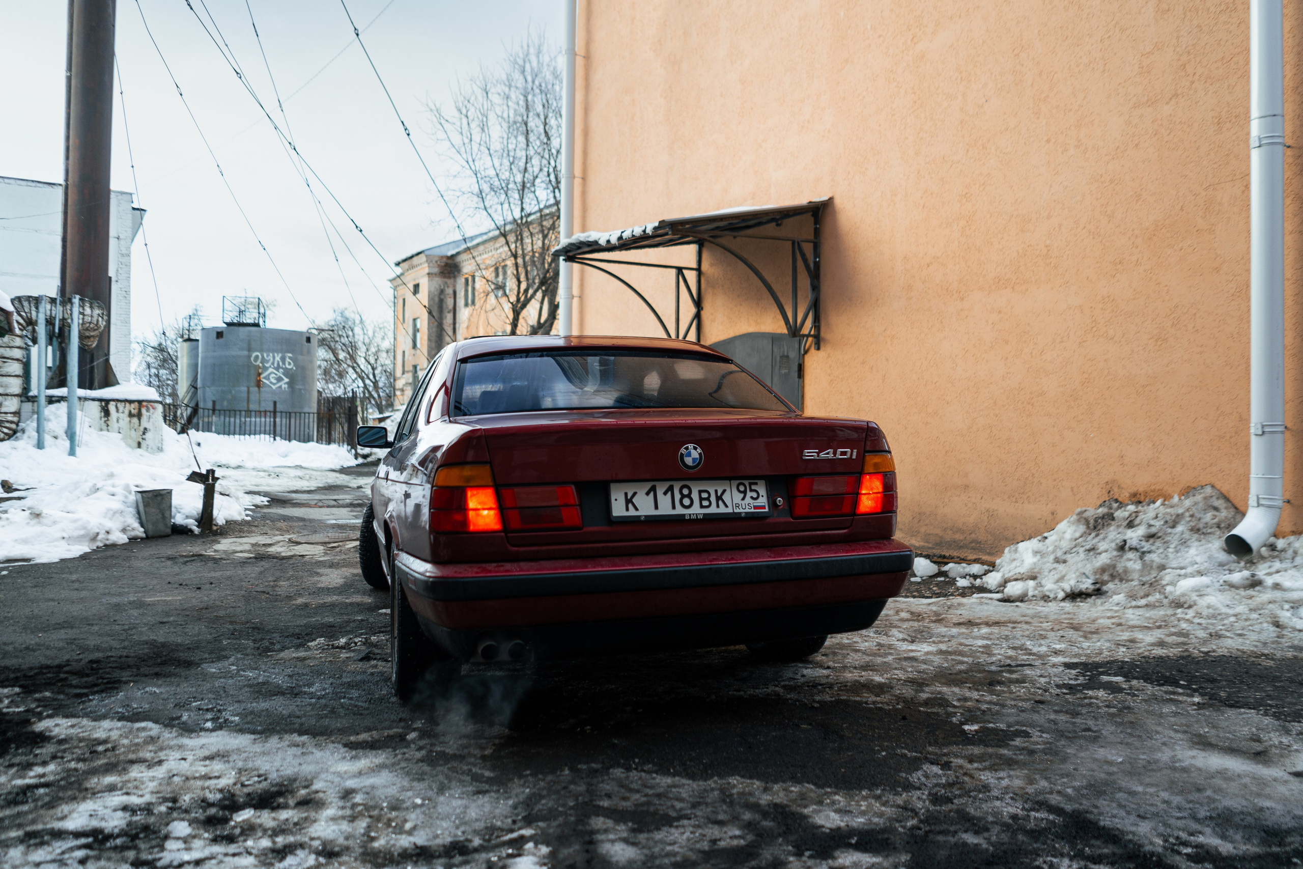 Автомобильная фото-сессия BMW 540i E34 в Калуге