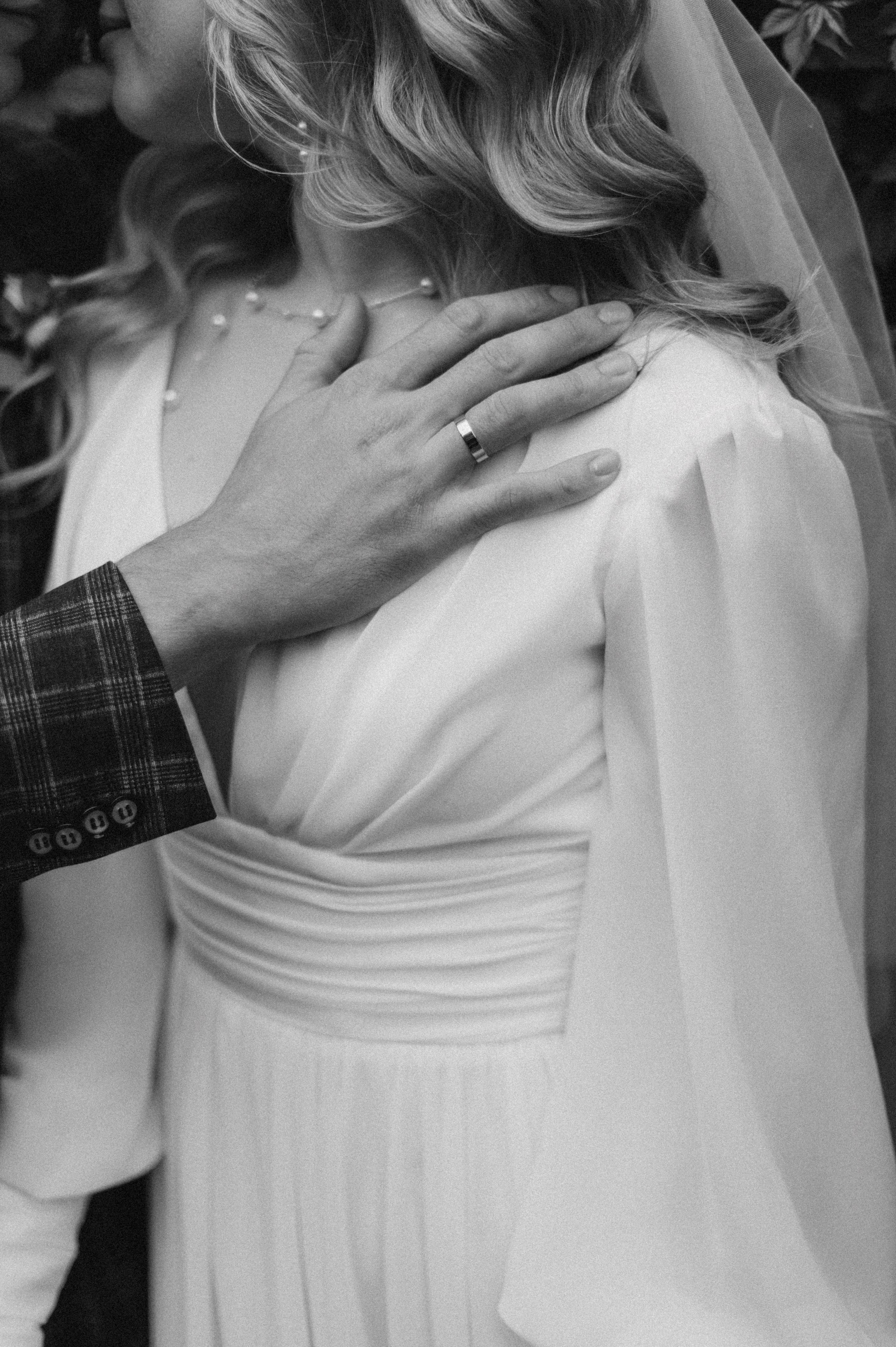 Тёплым осенним днём Николай и Наталья. Свадебный фотограф в Ярославле Денис Медоваров