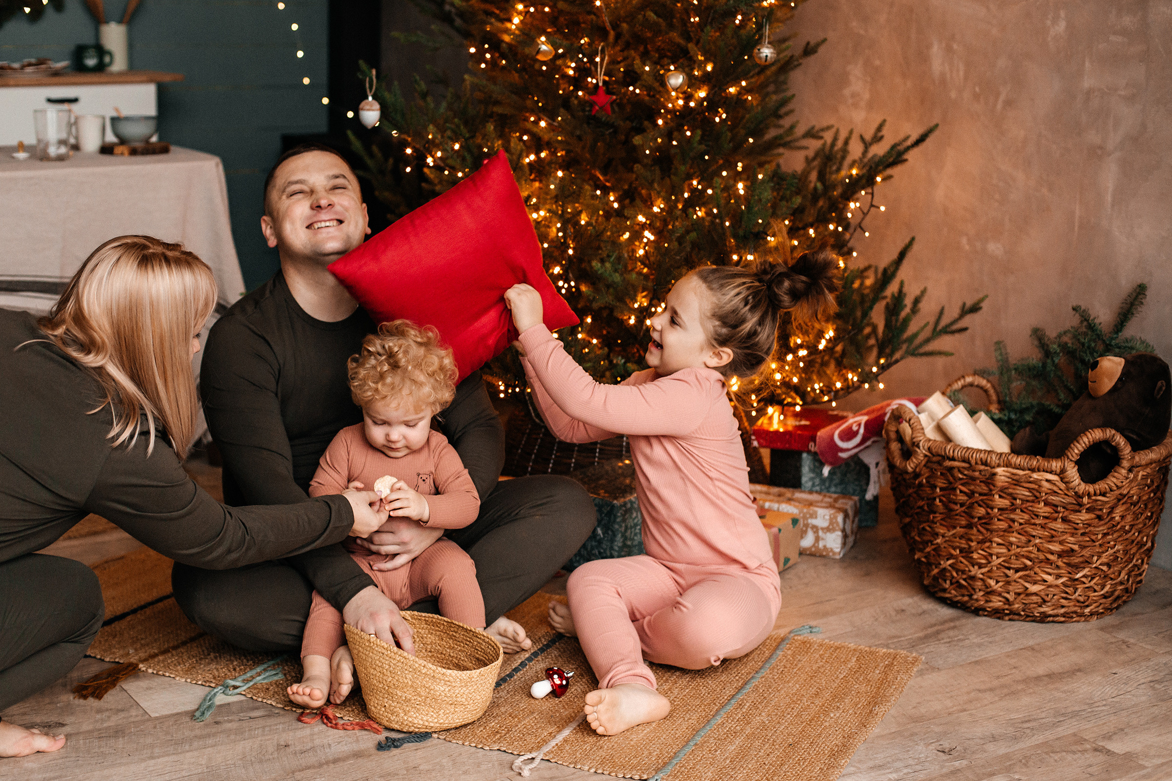 Настя+Денис=Варя+Соня. Семейный фотограф в Минске Саша Павлюк