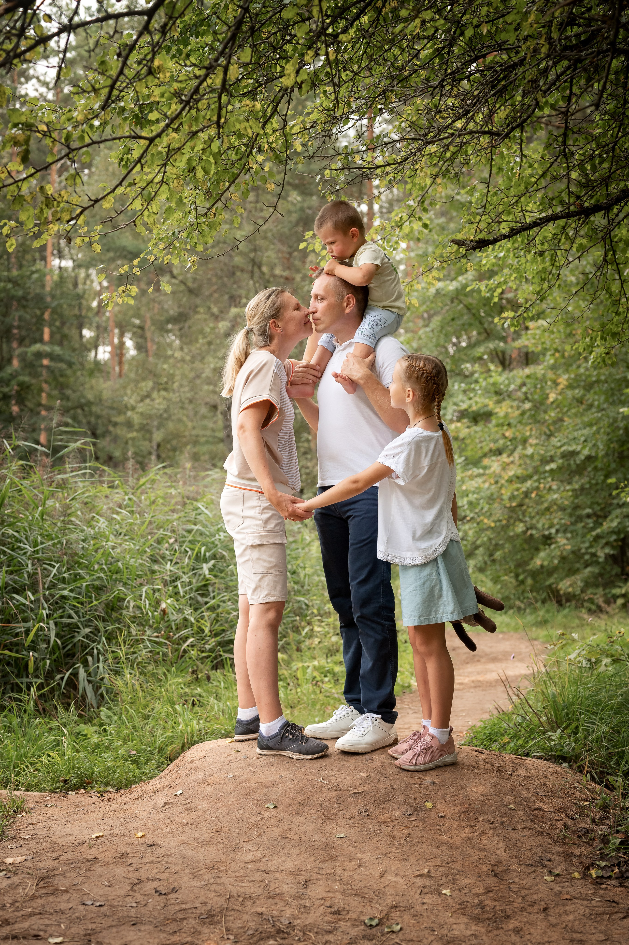 Красивые фотографии малышей и их одителей. Фотограф новорождённых, семейный, школьный в городе Калуге Евгения