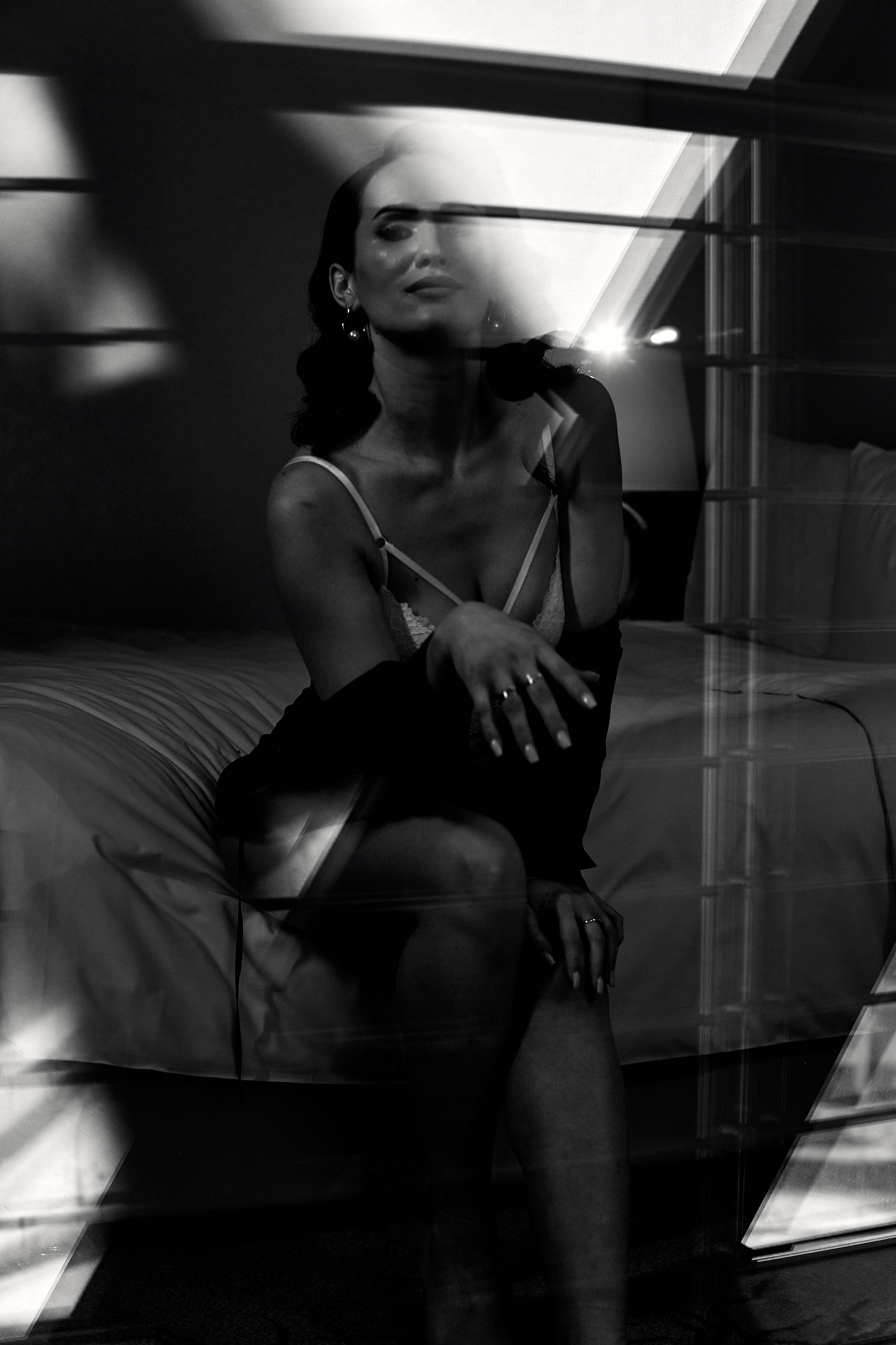 Совместные сборы в отеле. Свадебный и семейный фотограф в Минске и Минской области