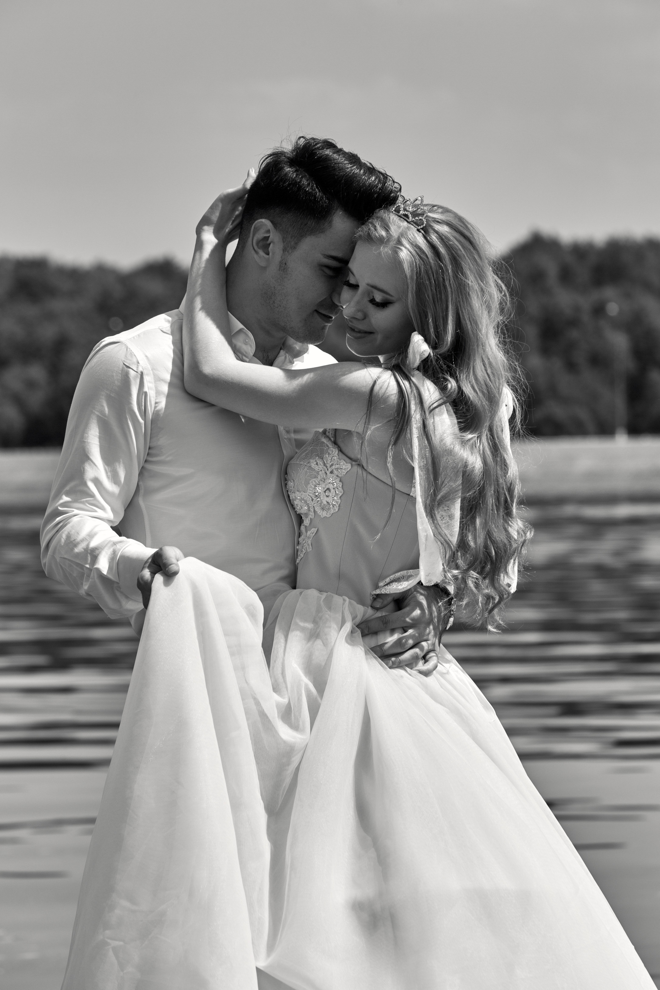 Свадебная прогулка. Свадебный и семейный фотограф в Минске и Минской области