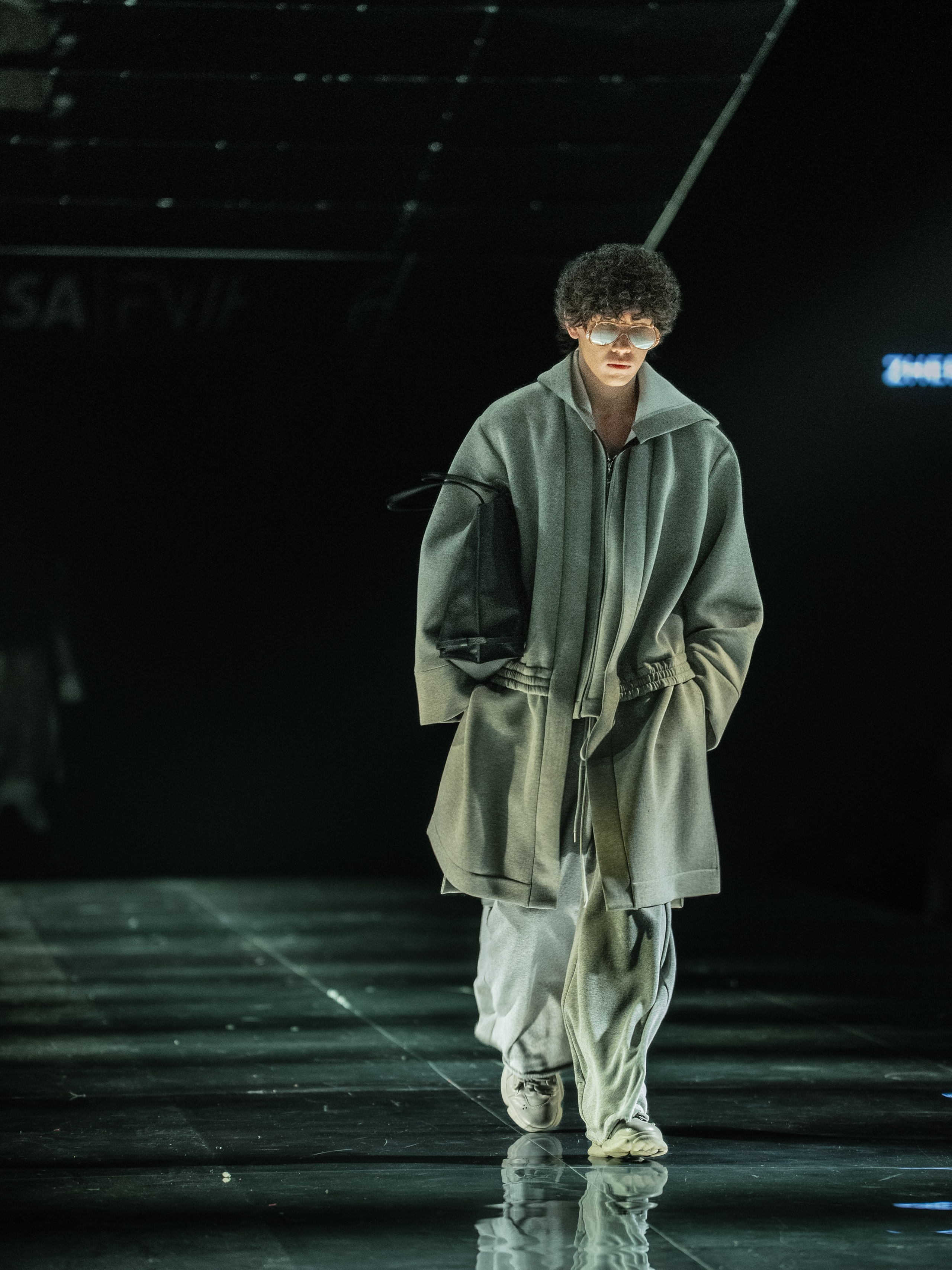 Visa Fashion Week Almaty Pre-Fall 2026 April Leonid Zherebtsov. Сайт Алматинского НЮ АРТ, будуар и фэшн фотографа Дениса Карпенко