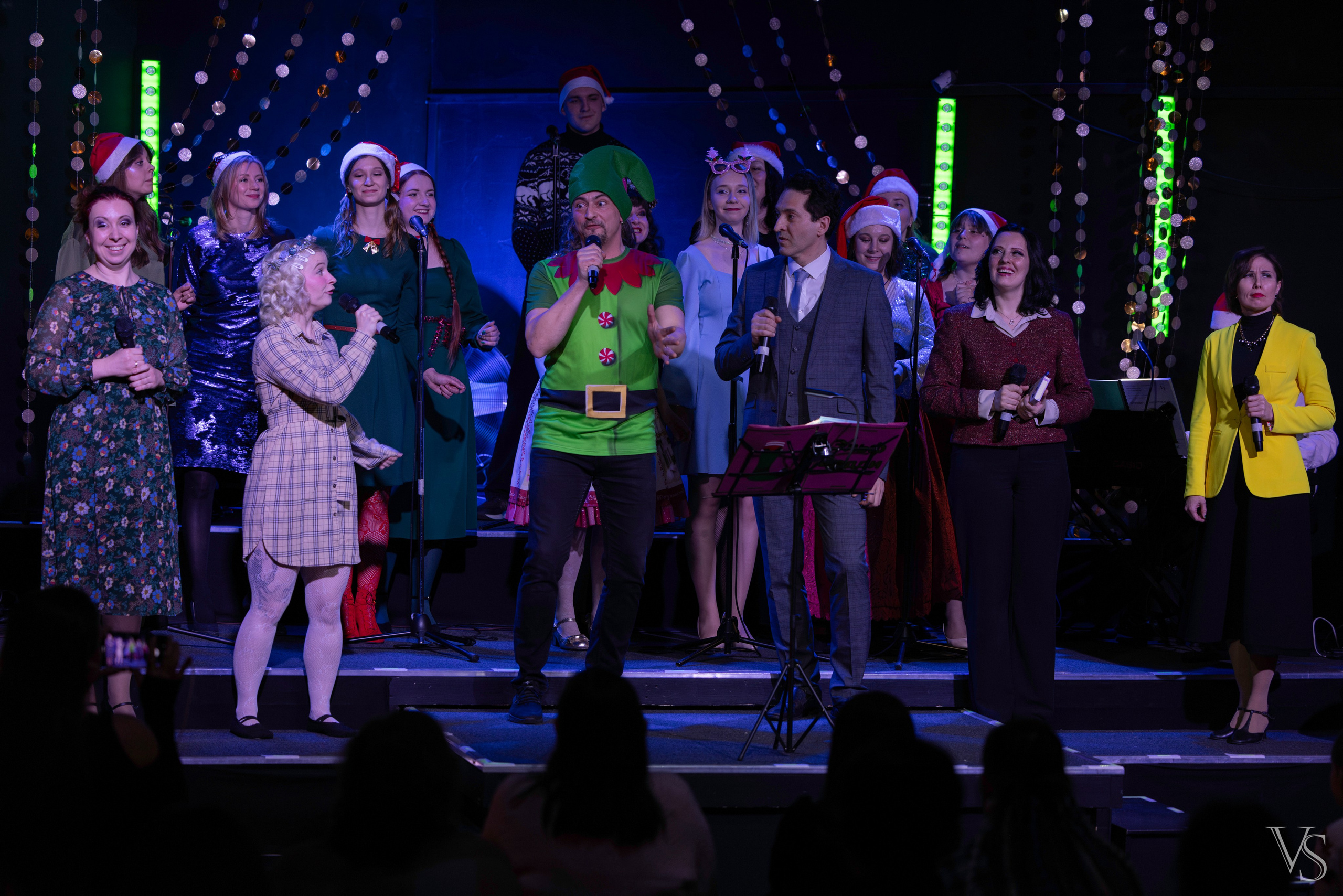 Мюзикл Elf и новогодний концерт Fellowship. Фотограф Виктор Степанов