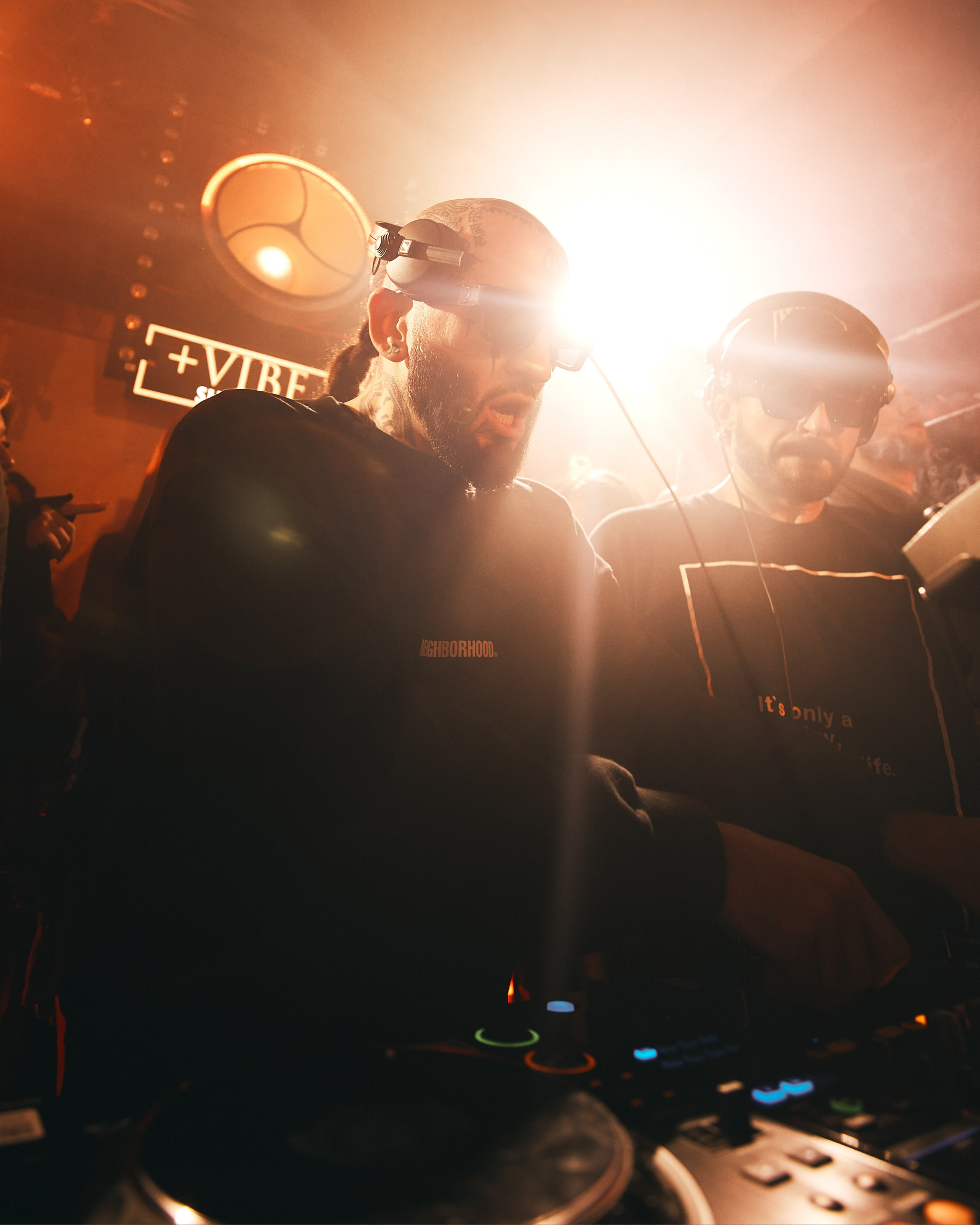 PLUS VIBE Party. Репортажный фотограф в Москве Дмитрий Масленников