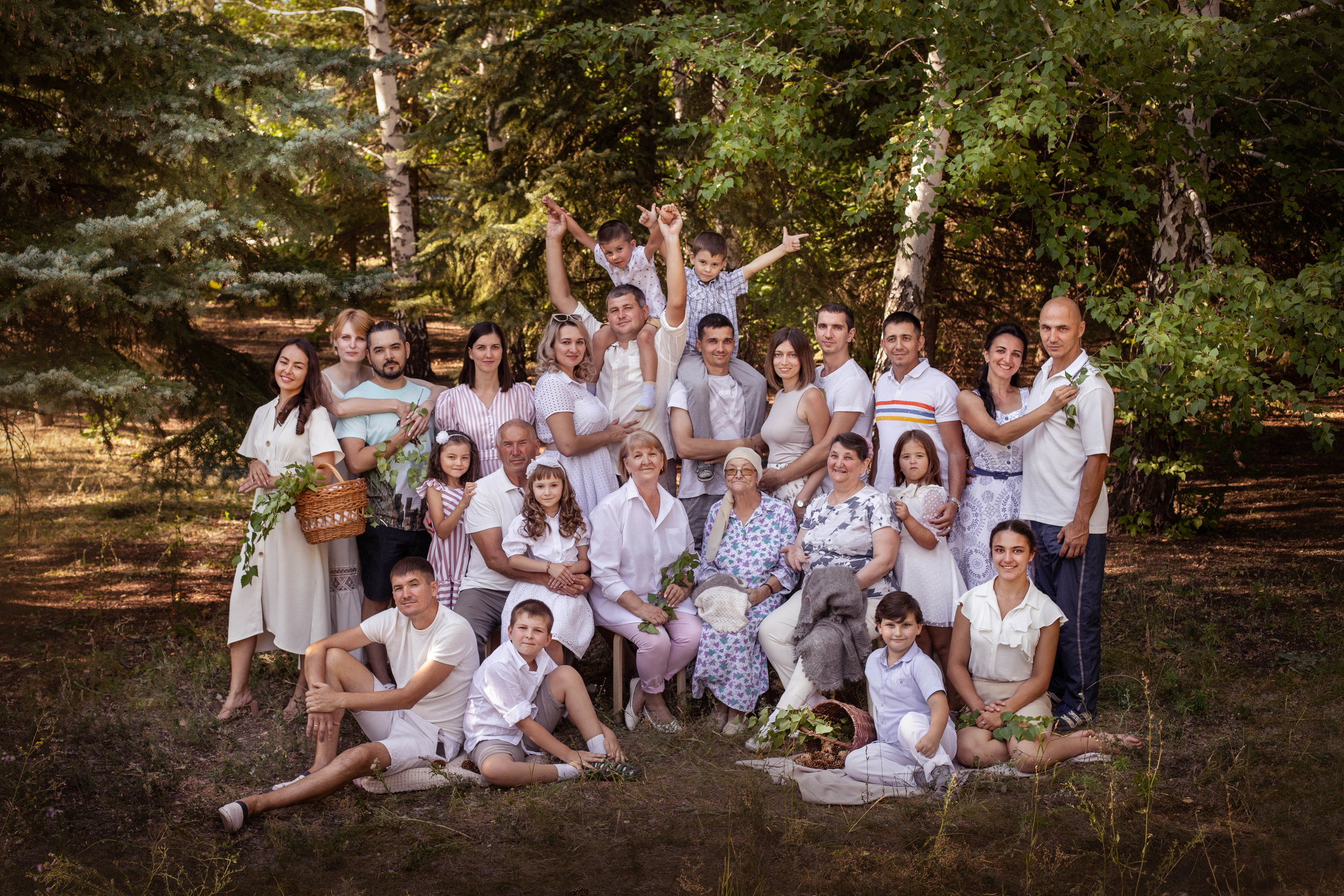Фотосессия Поколения. Семейный фотограф Полина Высоцкая в Оренбурге