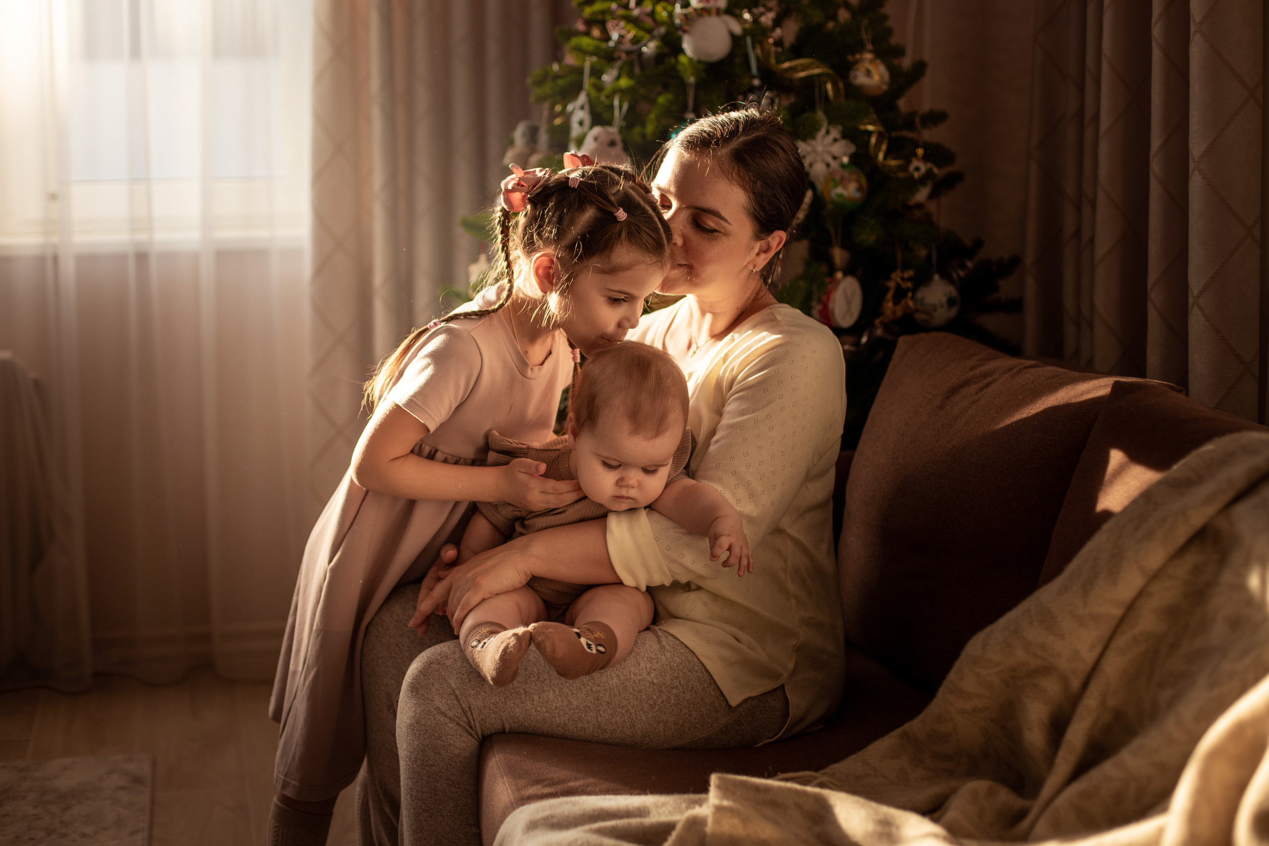 Домашняя фотосессия. Семейный фотограф Полина Высоцкая в Оренбурге