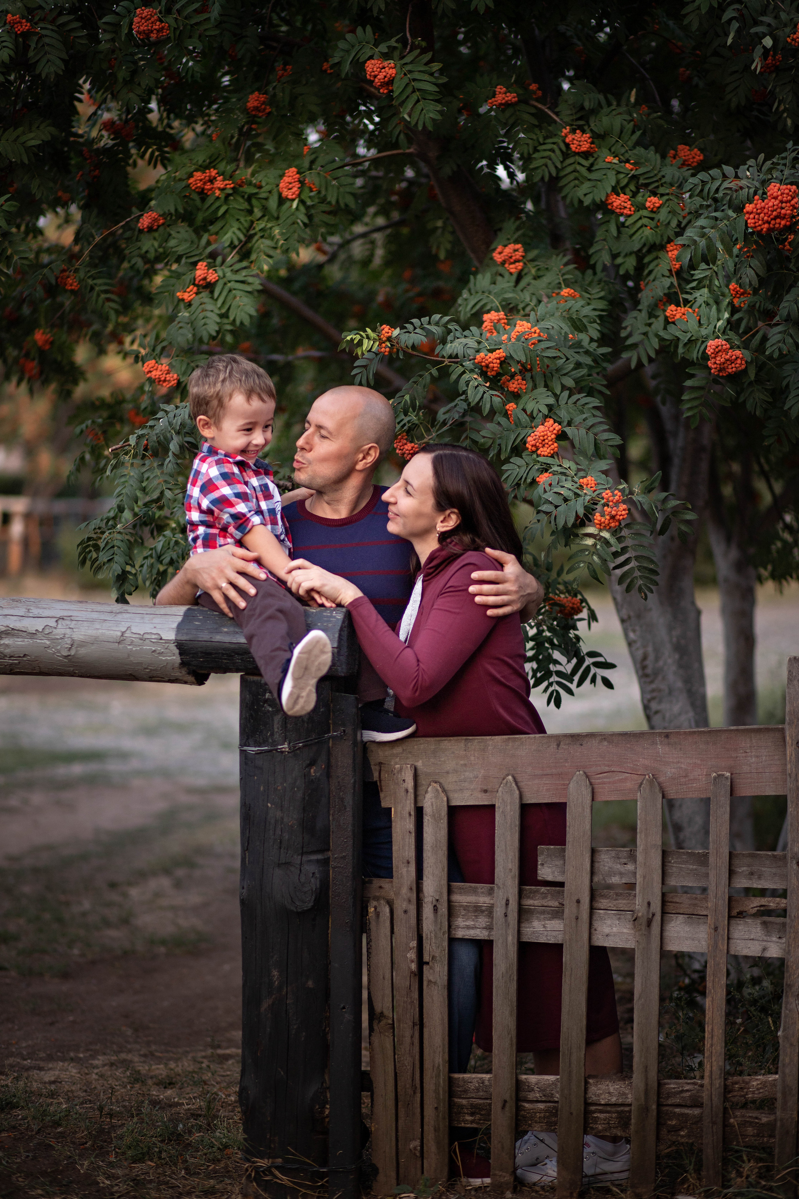 Прогулочная фотосессия. Семейный фотограф Полина Высоцкая в Оренбурге