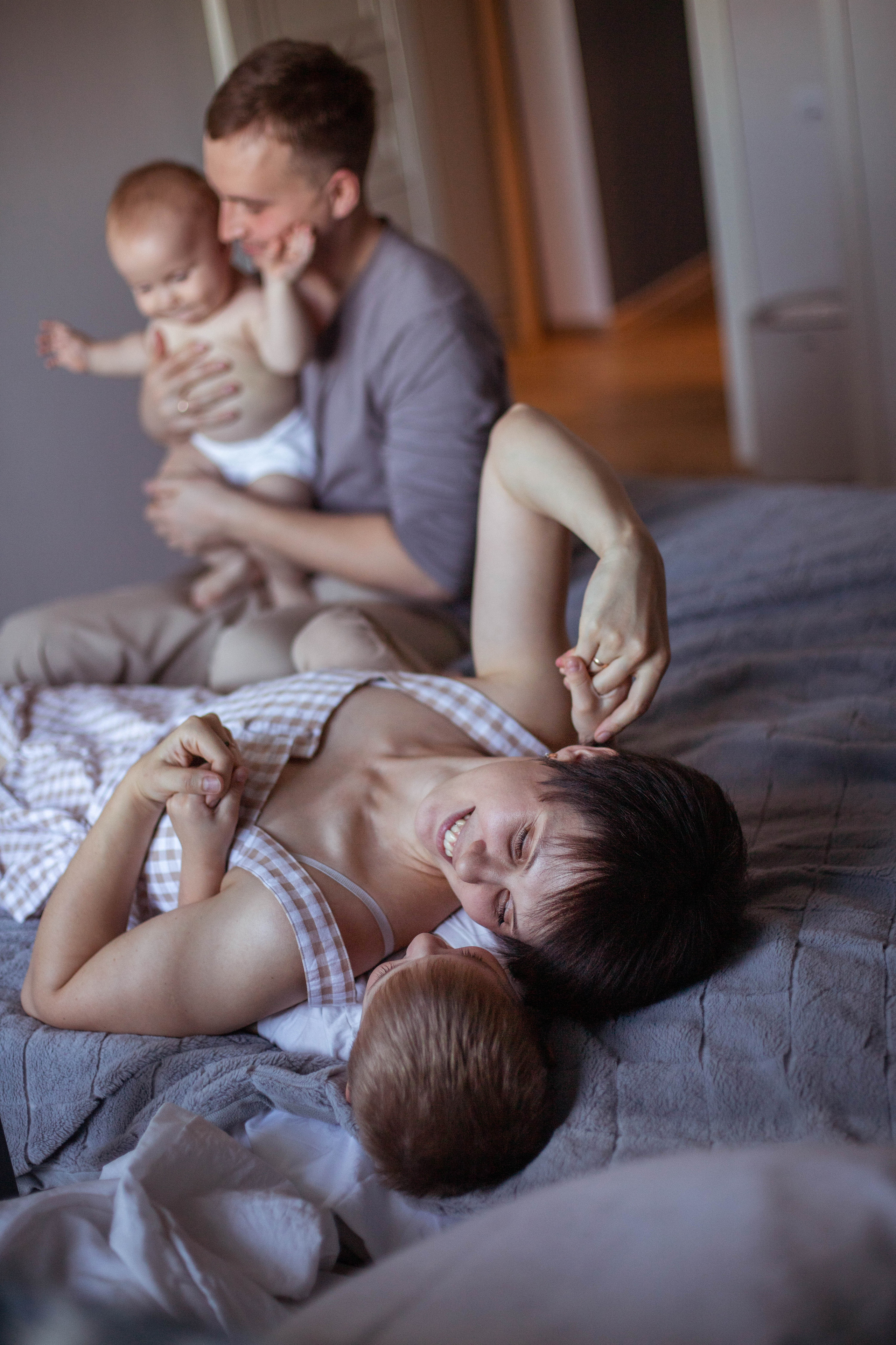 Домашняя фотосессия. Семейный фотограф Полина Высоцкая в Оренбурге