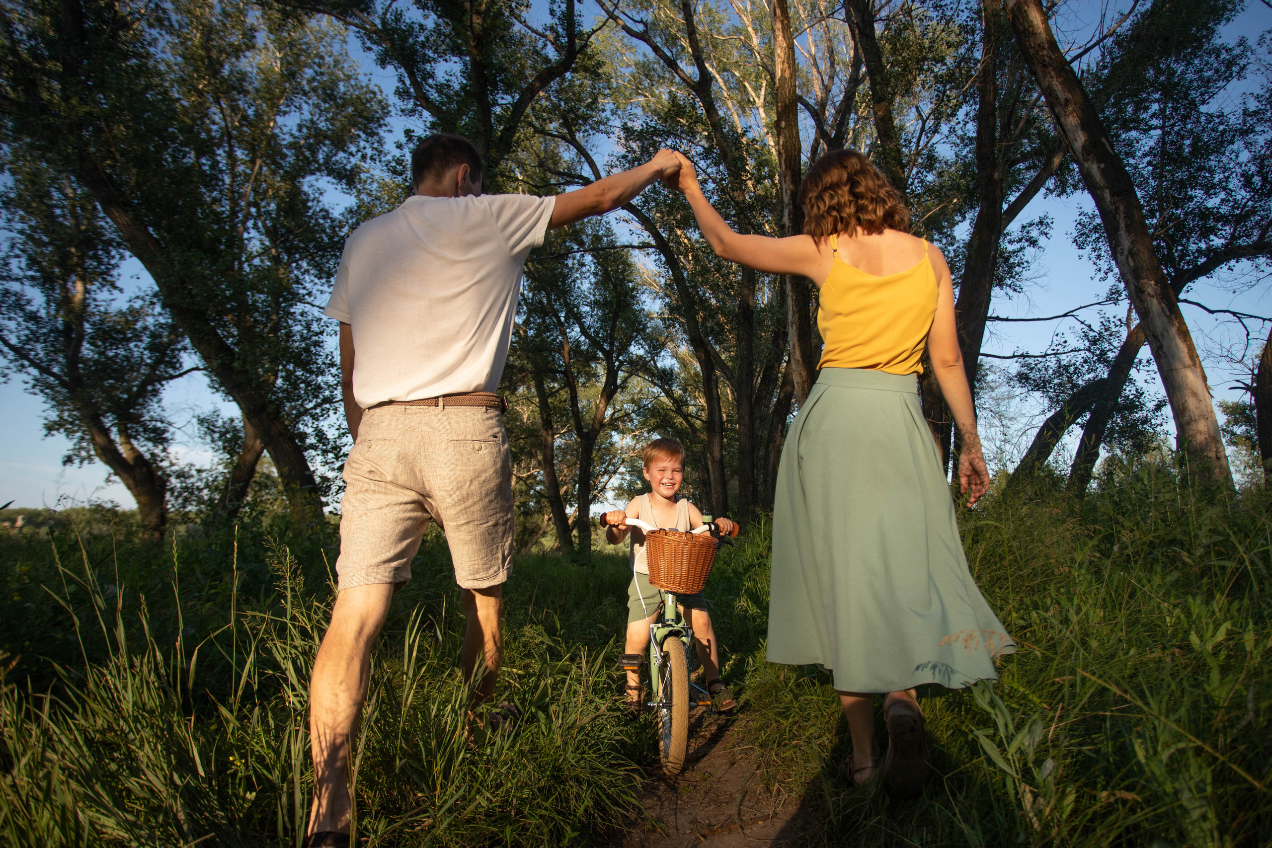 Прогулочная фотосессия. Семейный фотограф Полина Высоцкая в Оренбурге