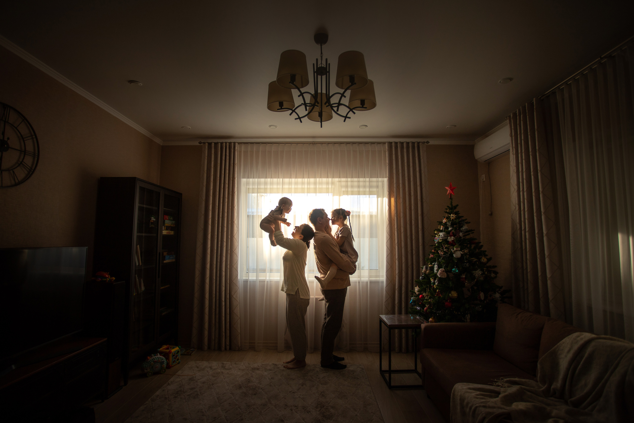 Домашняя фотосессия. Семейный фотограф Полина Высоцкая в Оренбурге