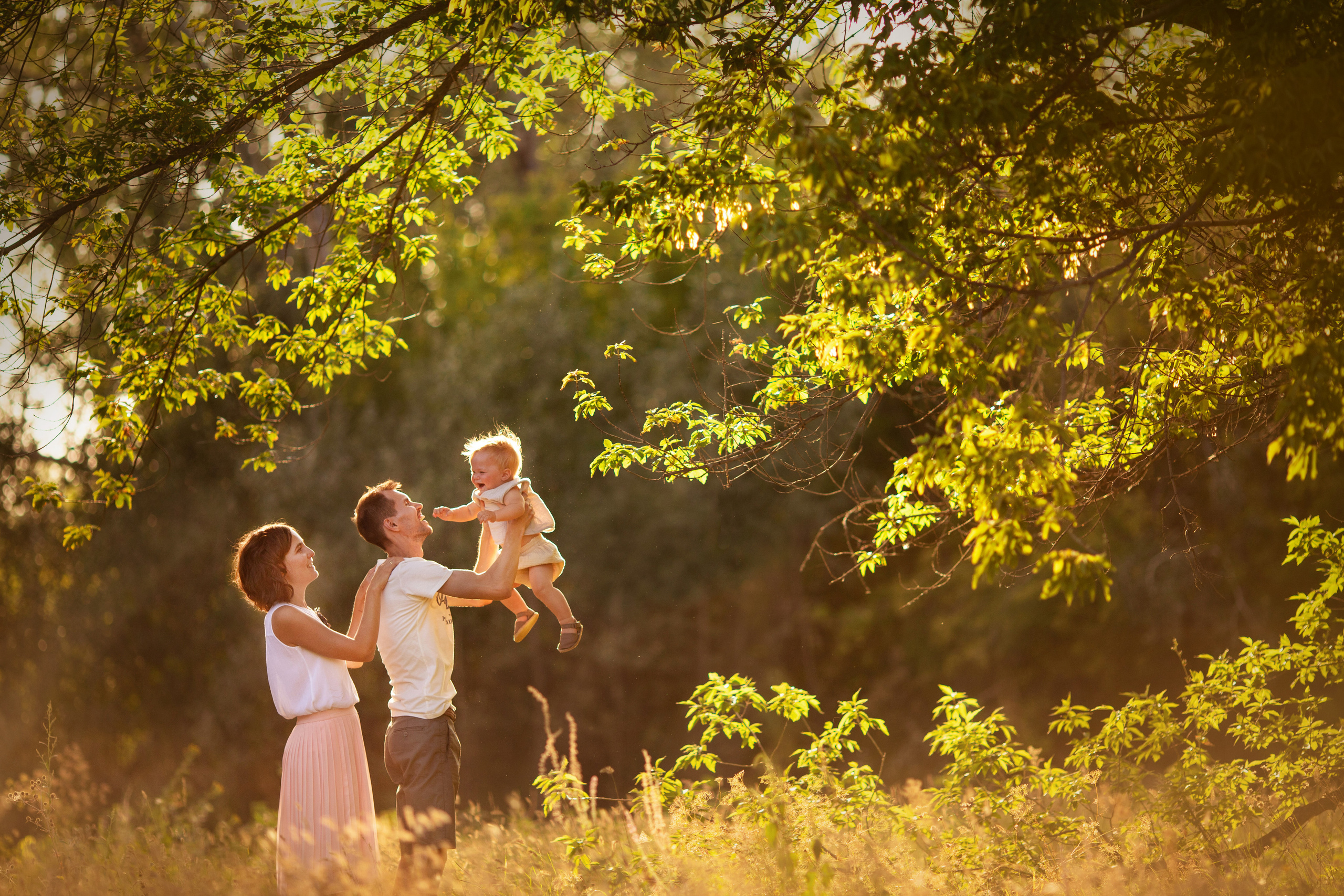 Прогулочная фотосессия. Семейный фотограф Полина Высоцкая в Оренбурге