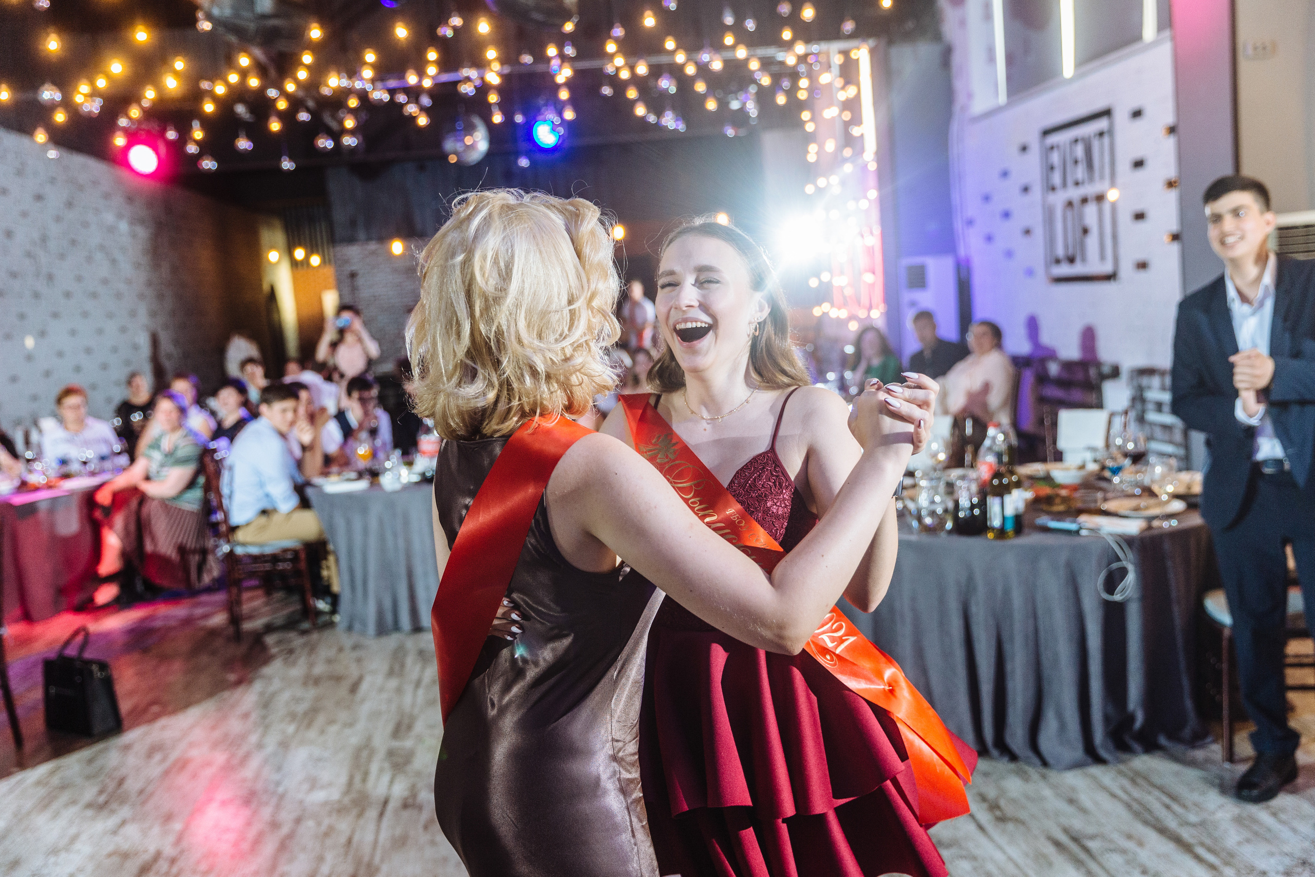 Выпускные '21. Портфолио свадебного фотографа. Роман Каргаполов