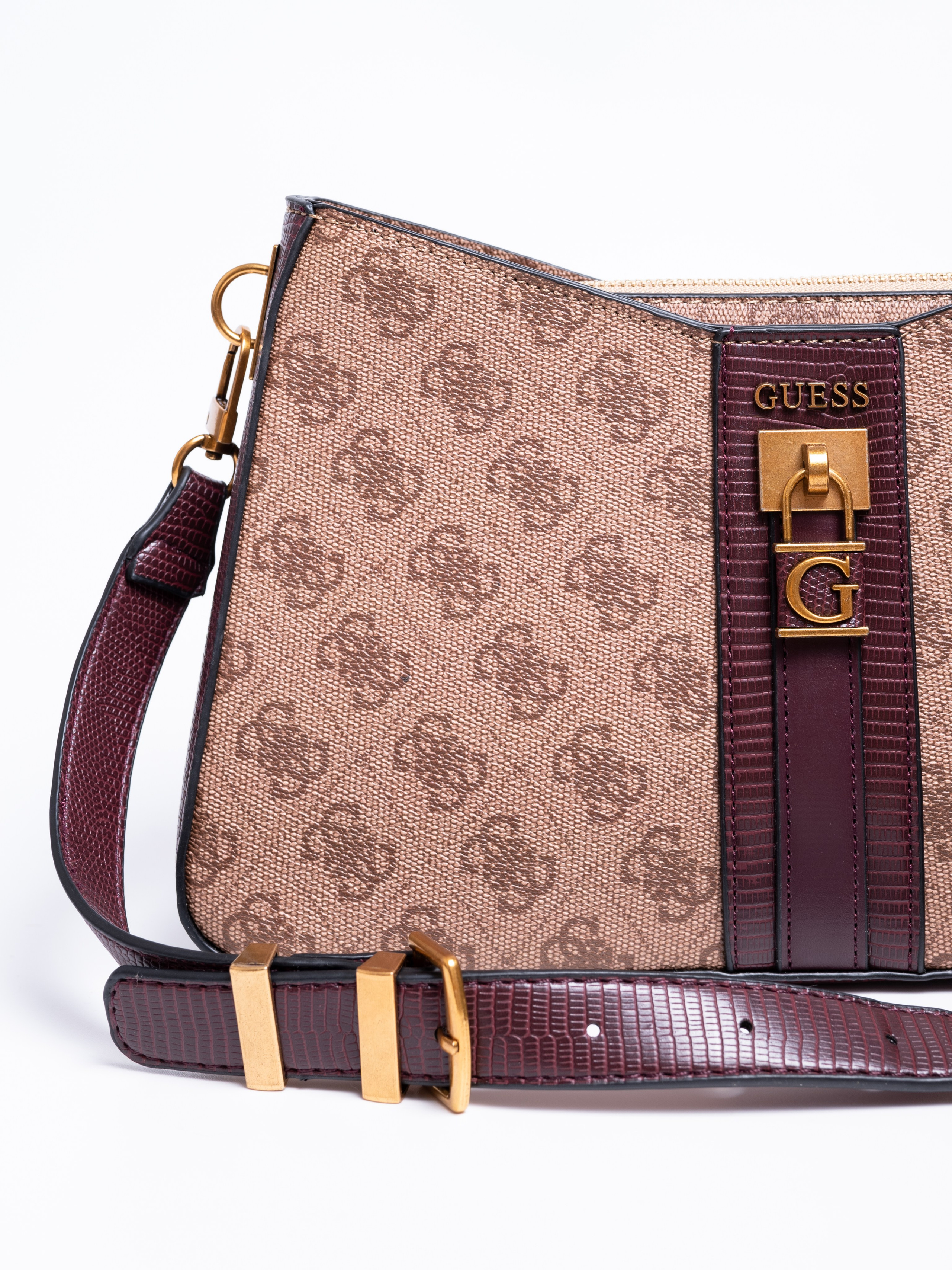 Сумки. Предметный фотограф, фото для маркетплейсов Пятигорск, КМВ