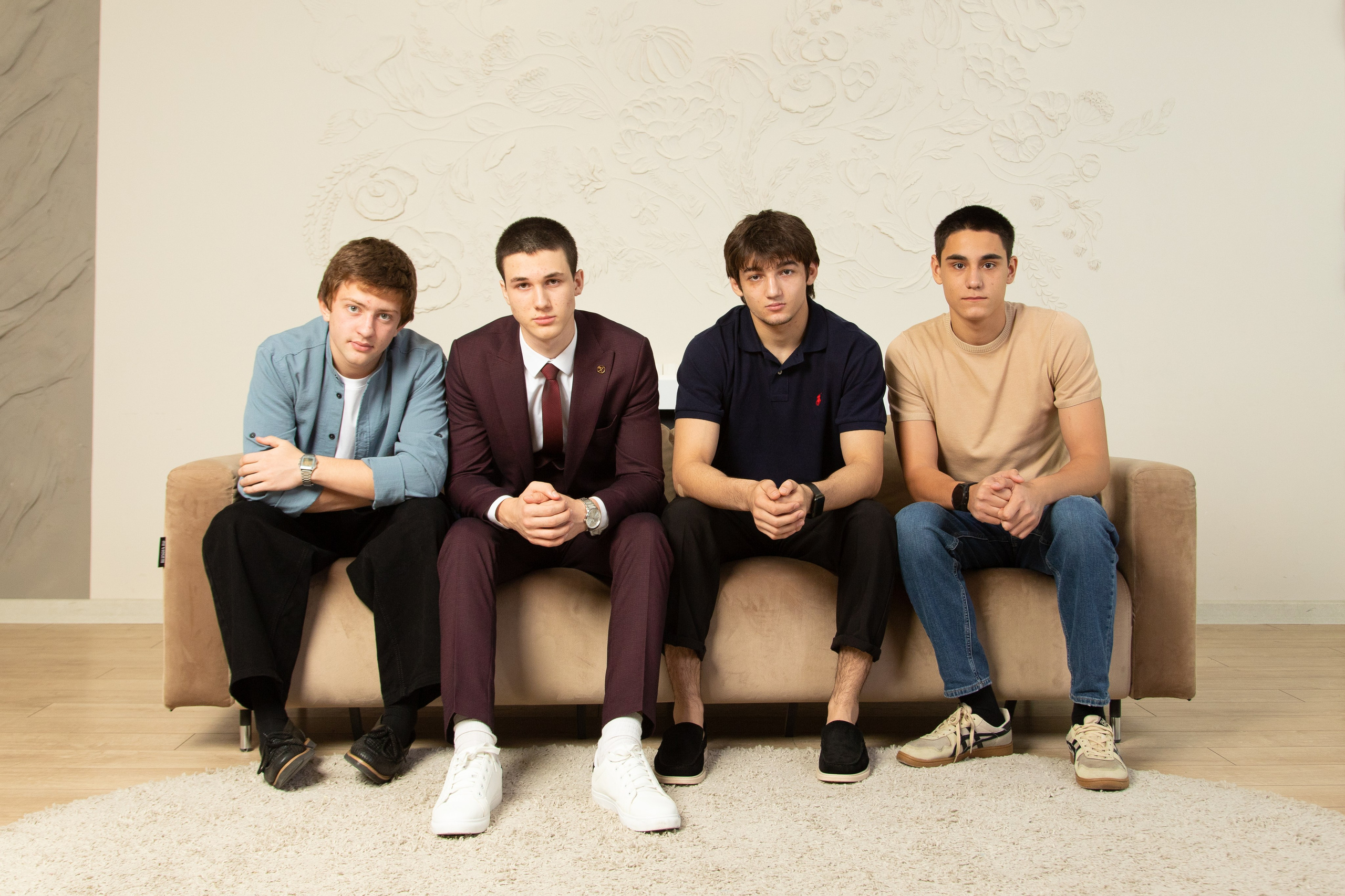 9  и 11 классы. Школьный фотограф в г. Нальчик Галимат Абитова