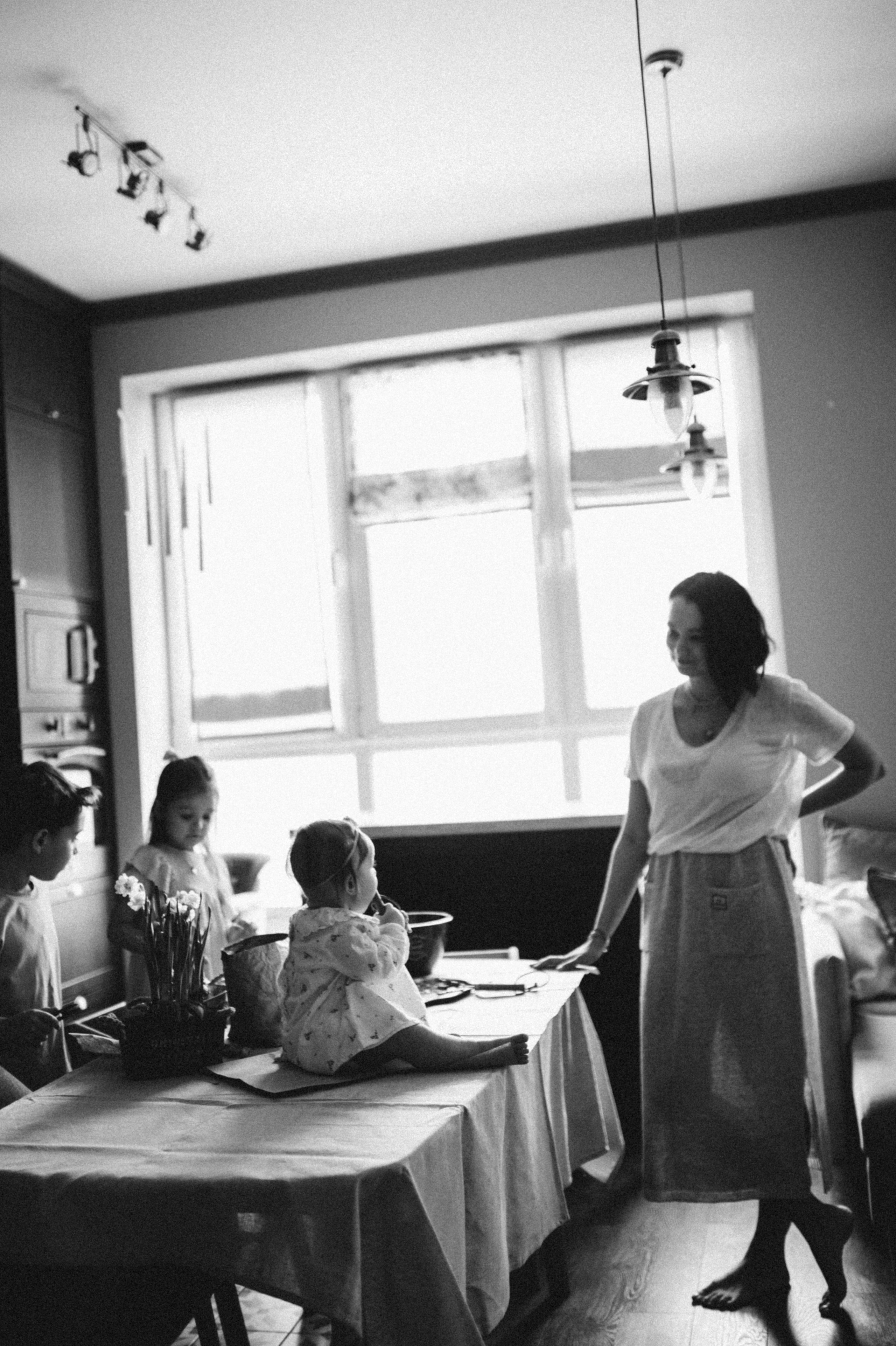 Полина, Дима, Мия и Эмма дома. Семейный и свадебный lifestyle-фотограф в Москве Мария Петрова