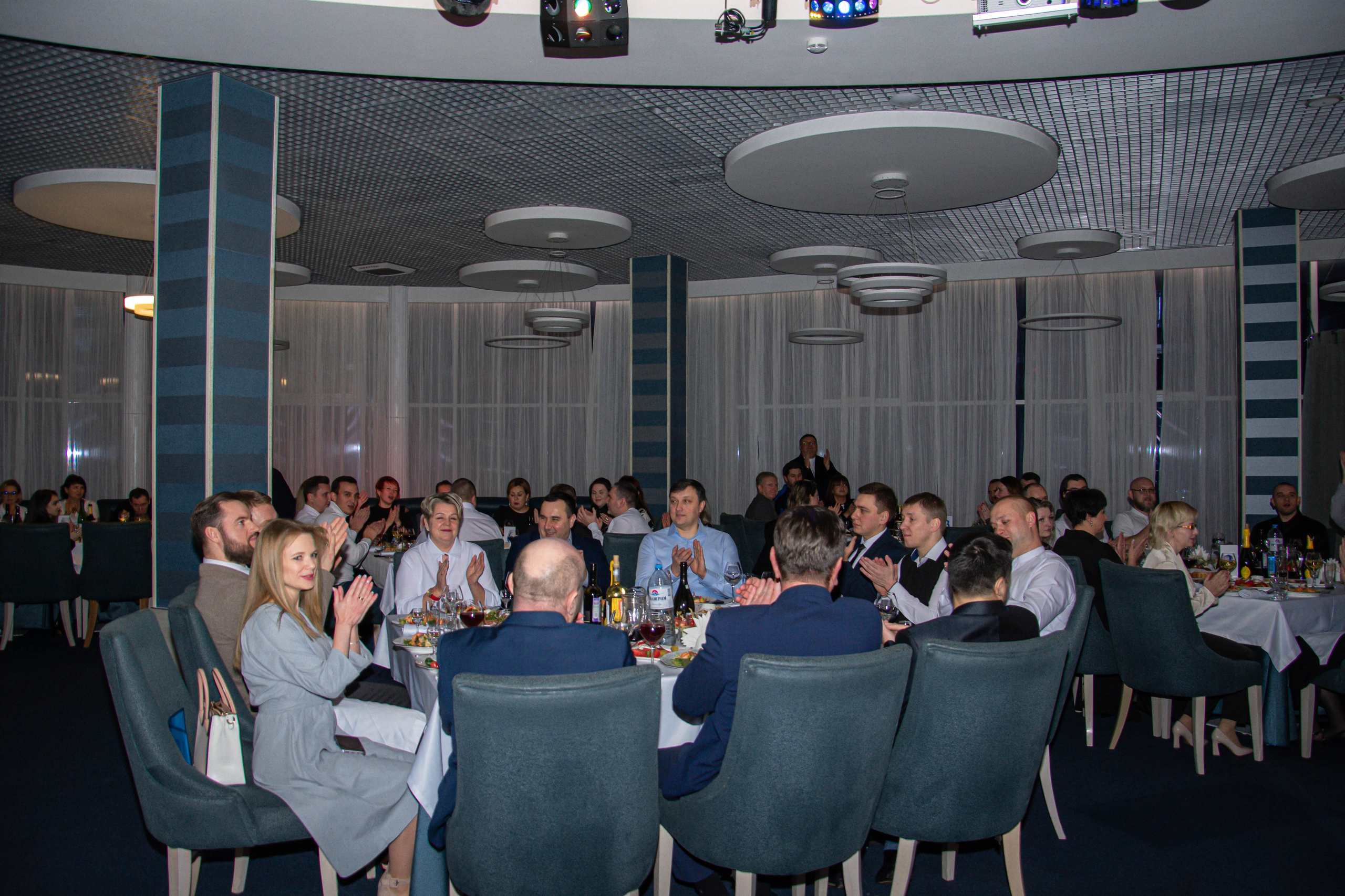 Корпоратив. Женский фотограф в Людиново и Киров