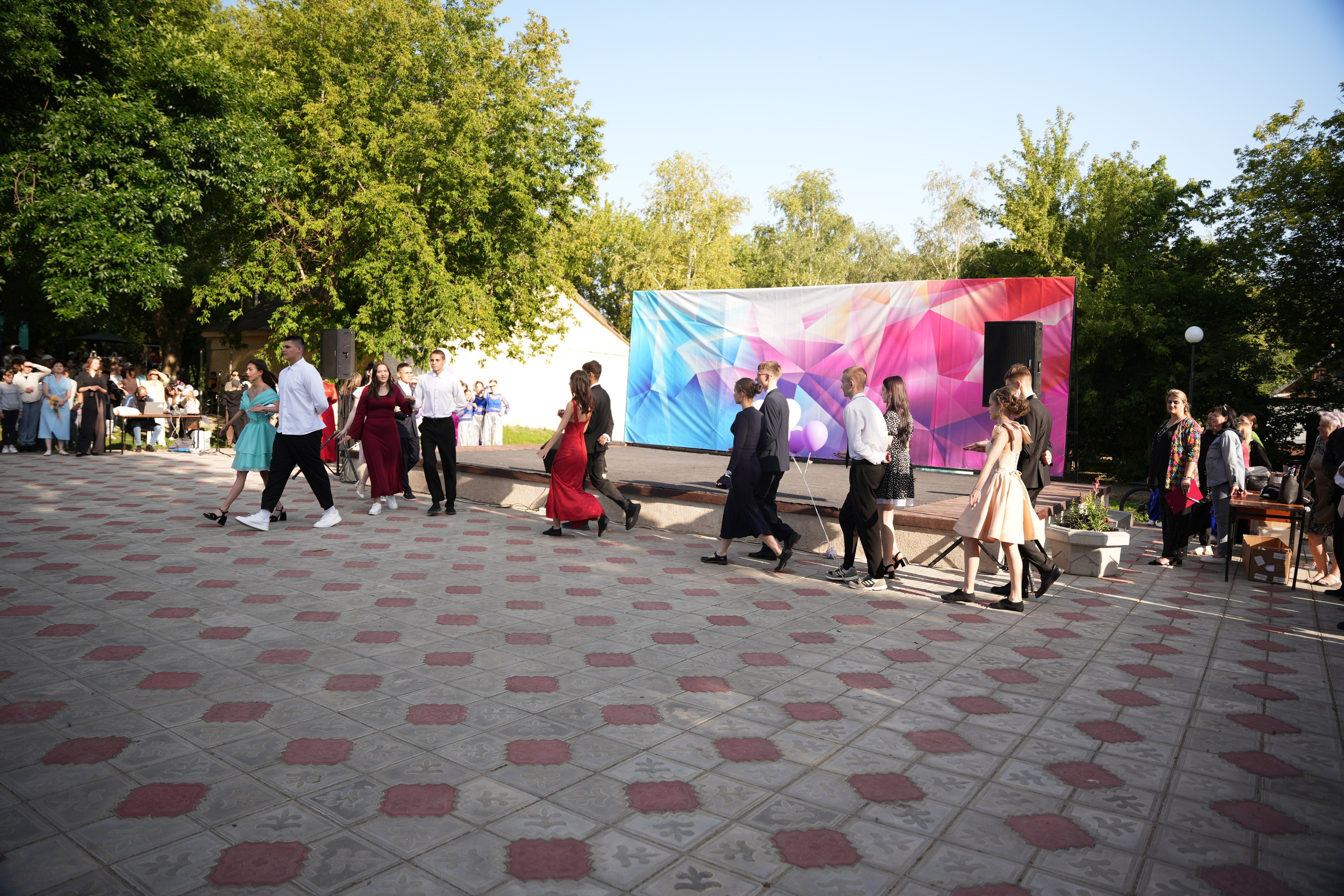 Выпускной в парке. Ольга Плаксина фотограф в Саратове