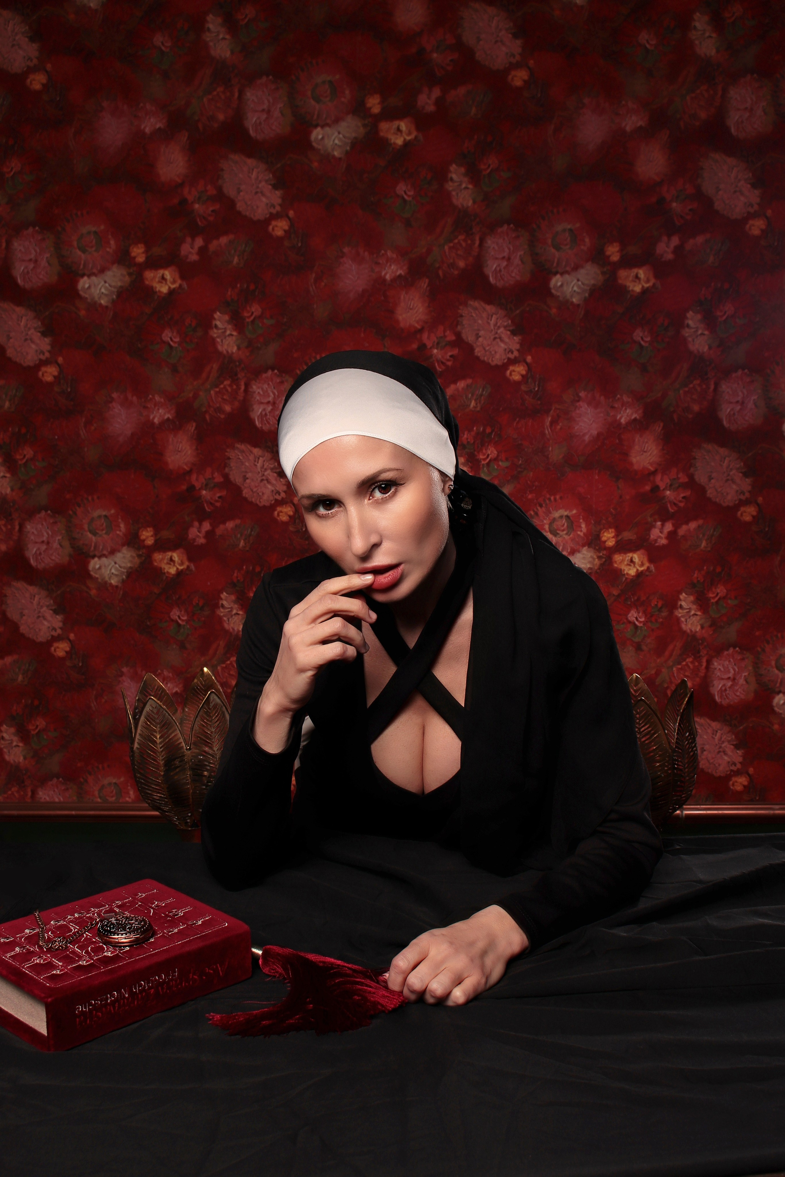 Студии & отели. Модель Москва каталожная и творческая съемка Anna Antlers