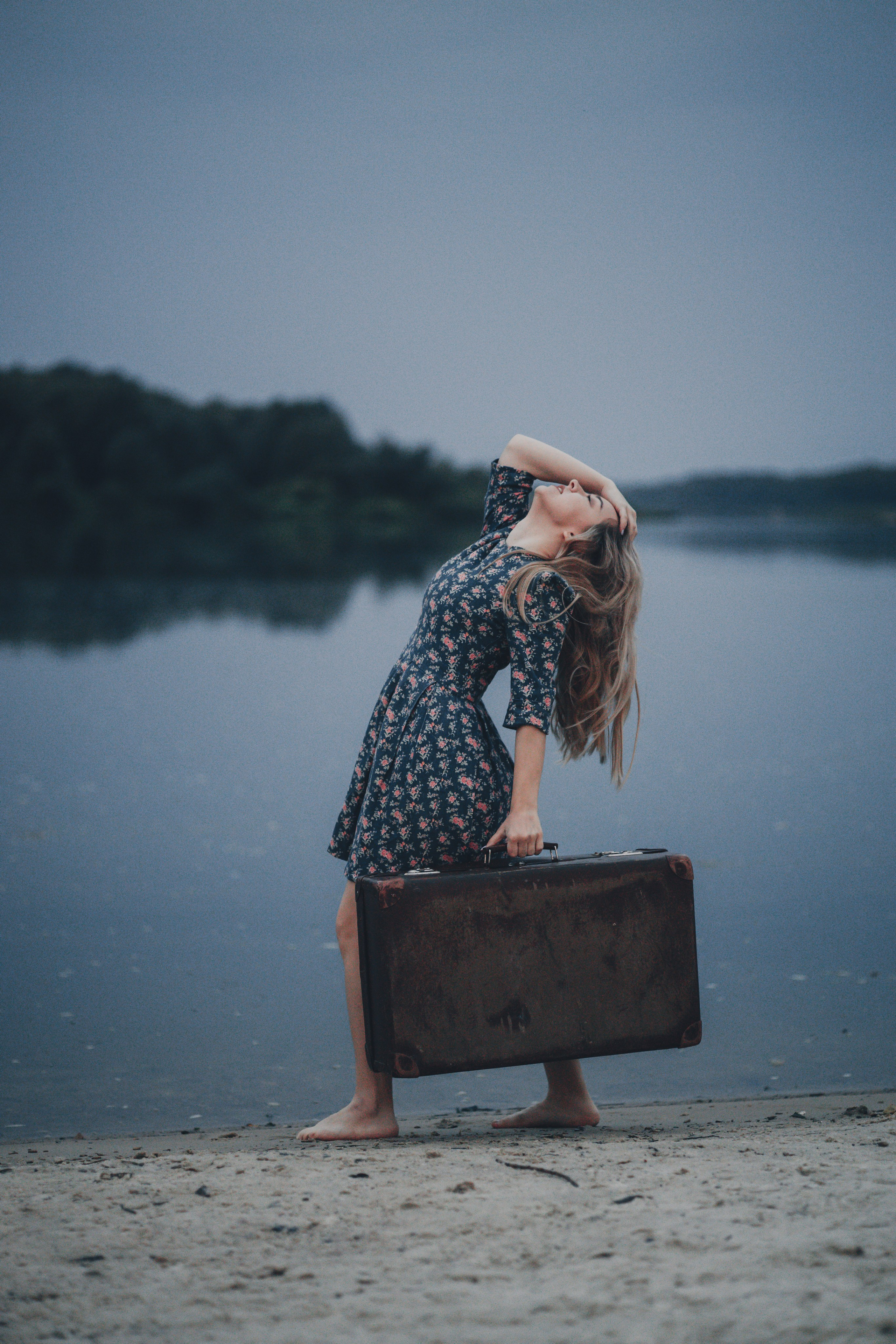 Фотосъемка Екатерины на берегу пляжа. Выпускные альбомы в Серпухове