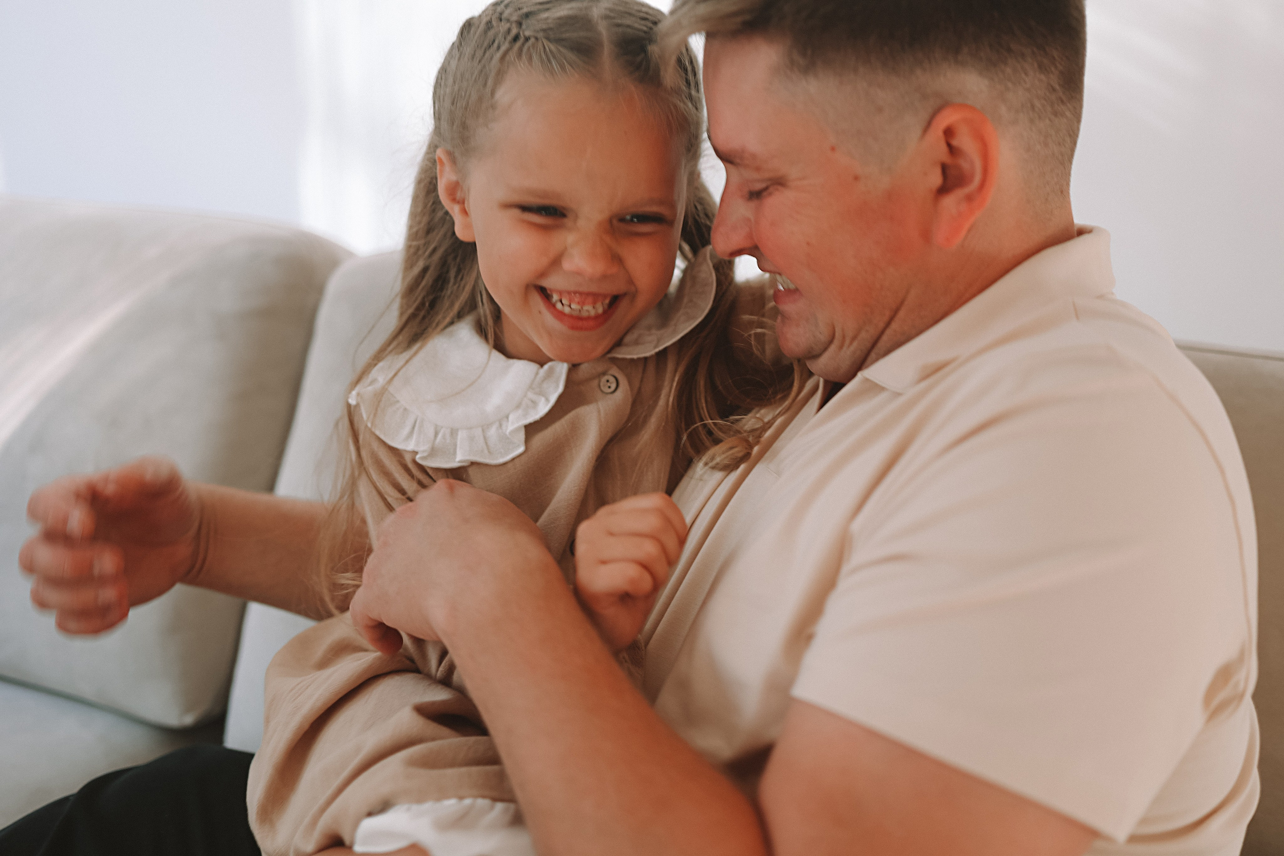 Квартира (беременность). Семейный фотограф Тюмень, фотограф на роды Салмина Мария